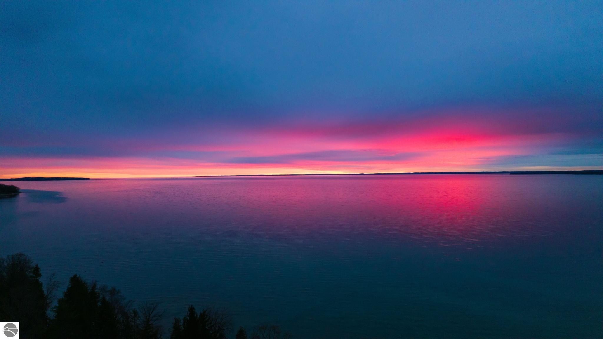 Suttons Bay, Michigan, 49682, United States, 3 Bedrooms Bedrooms, ,3 BathroomsBathrooms,Residential,Contingent,2043788