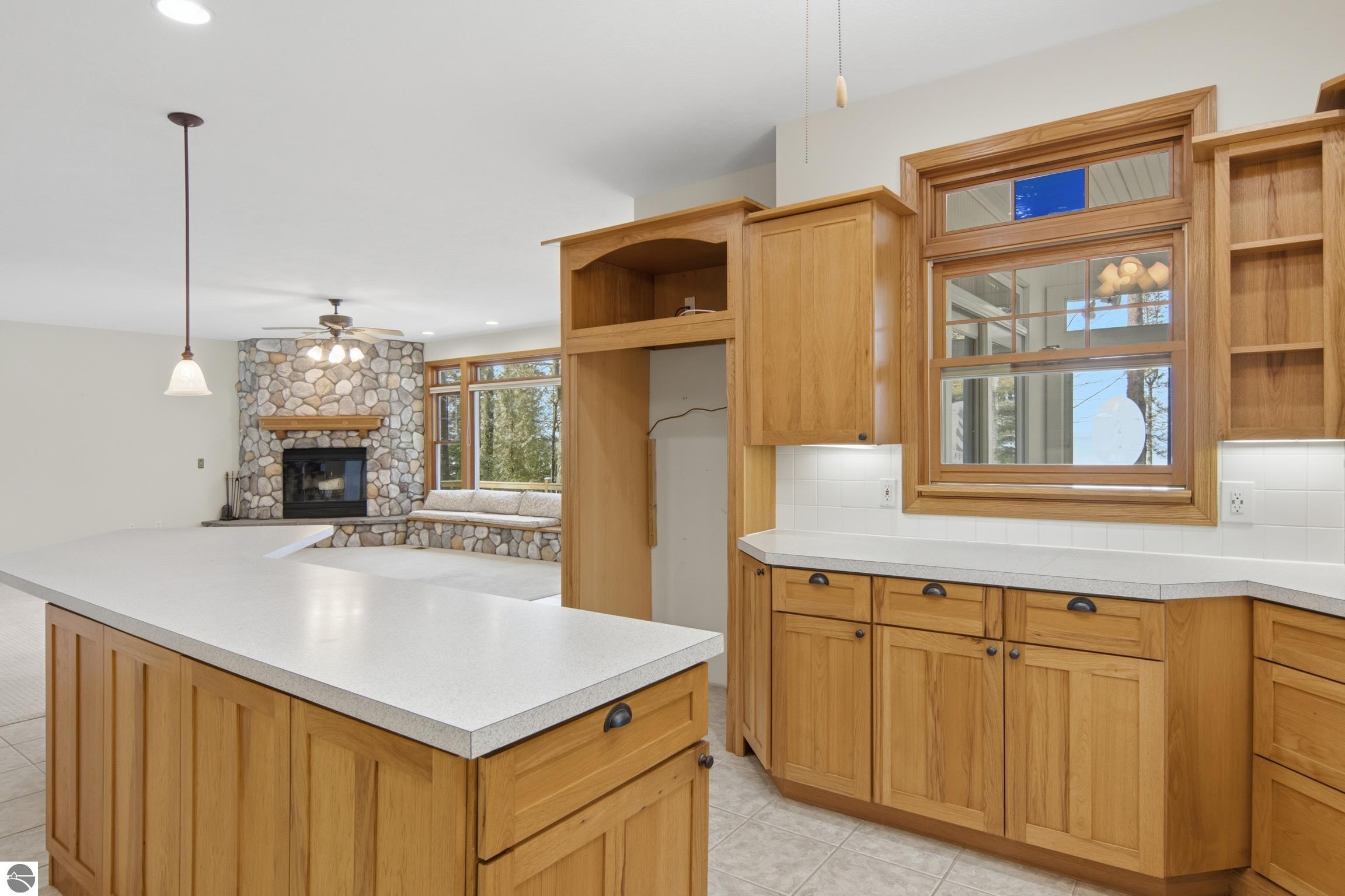 Kewadin, Michigan, 49648, United States, 5 Bedrooms Bedrooms, ,6 BathroomsBathrooms,Residential,Active,2032911