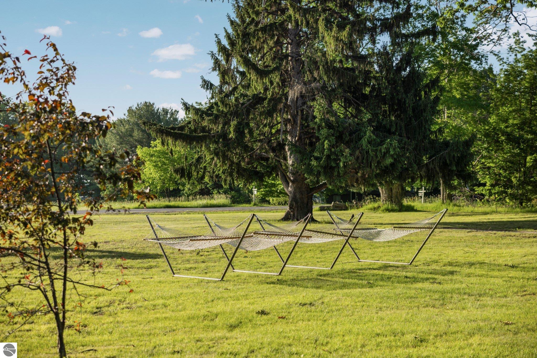 Traverse City, Michigan, 49686, United States, 11 Bedrooms Bedrooms, ,12 BathroomsBathrooms,Residential,Active,1871584