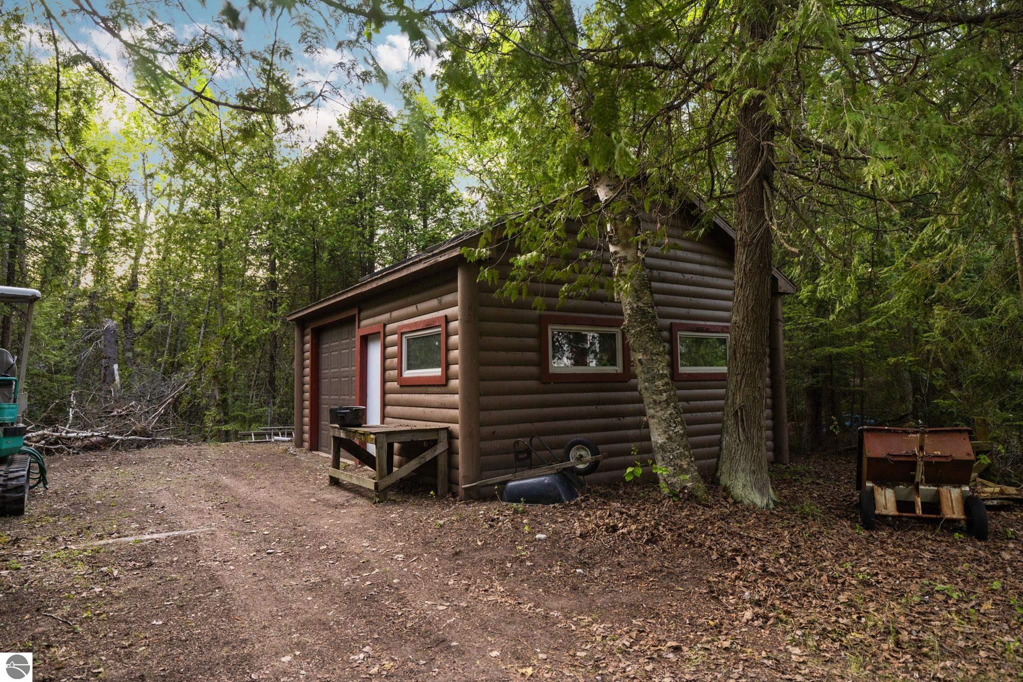 De Tour Village, Michigan, 49725, United States, 3 Bedrooms Bedrooms, ,1 BathroomBathrooms,Residential,Active,1863306