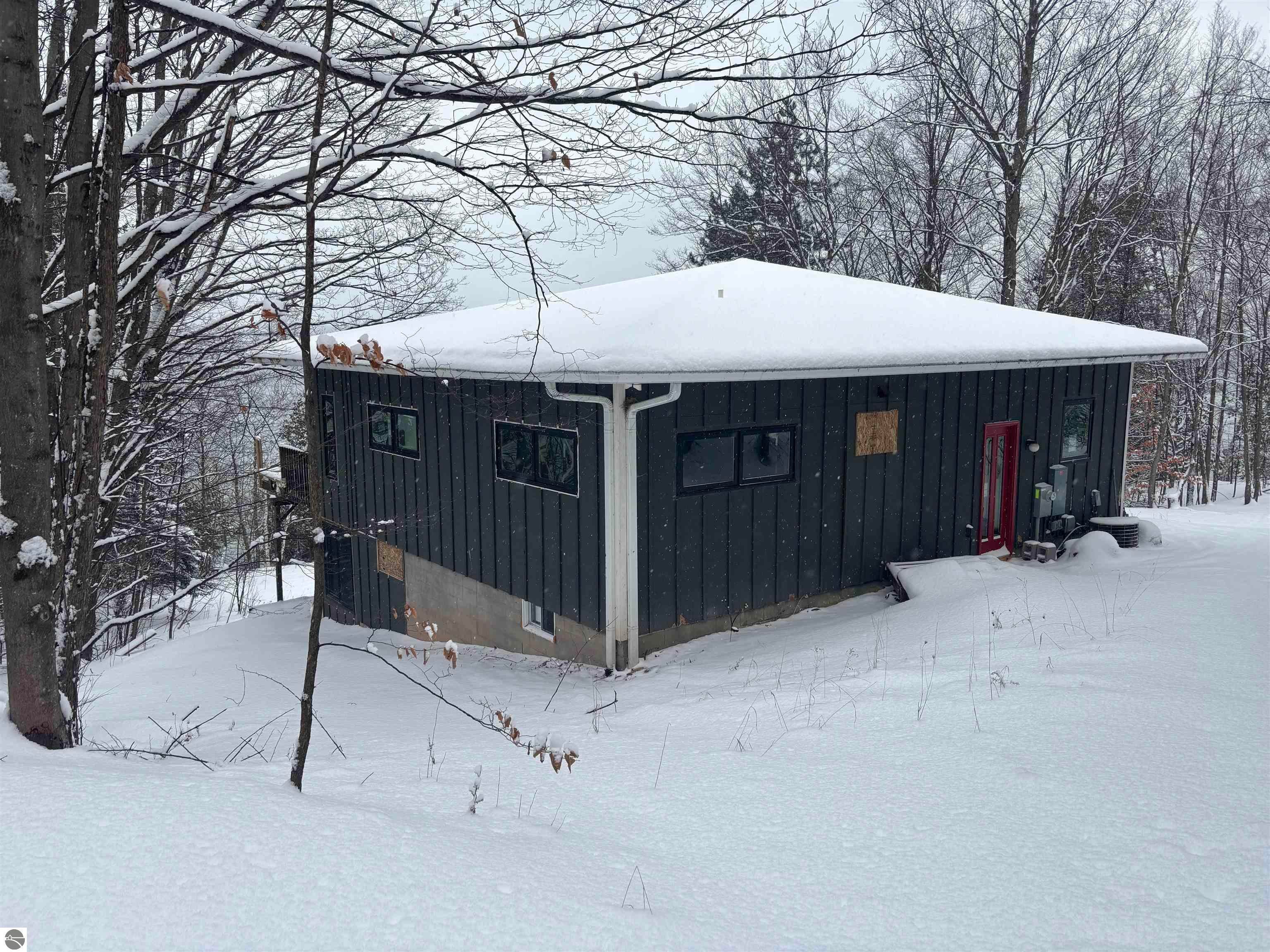 Kewadin, Michigan, 49648, United States, 2 Bedrooms Bedrooms, ,2 BathroomsBathrooms,Residential,Active,2007077