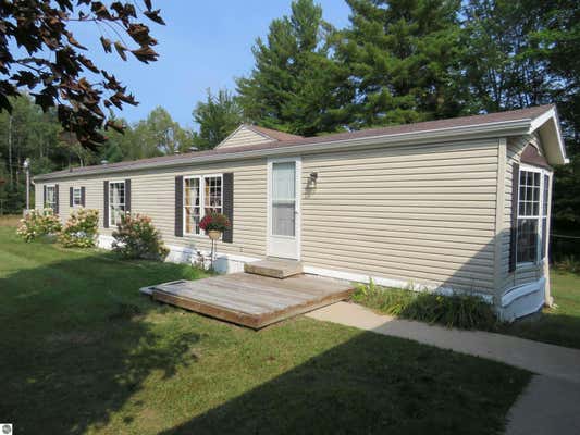 8450 N 35 RD, MANTON, MI 49663 - Image 1