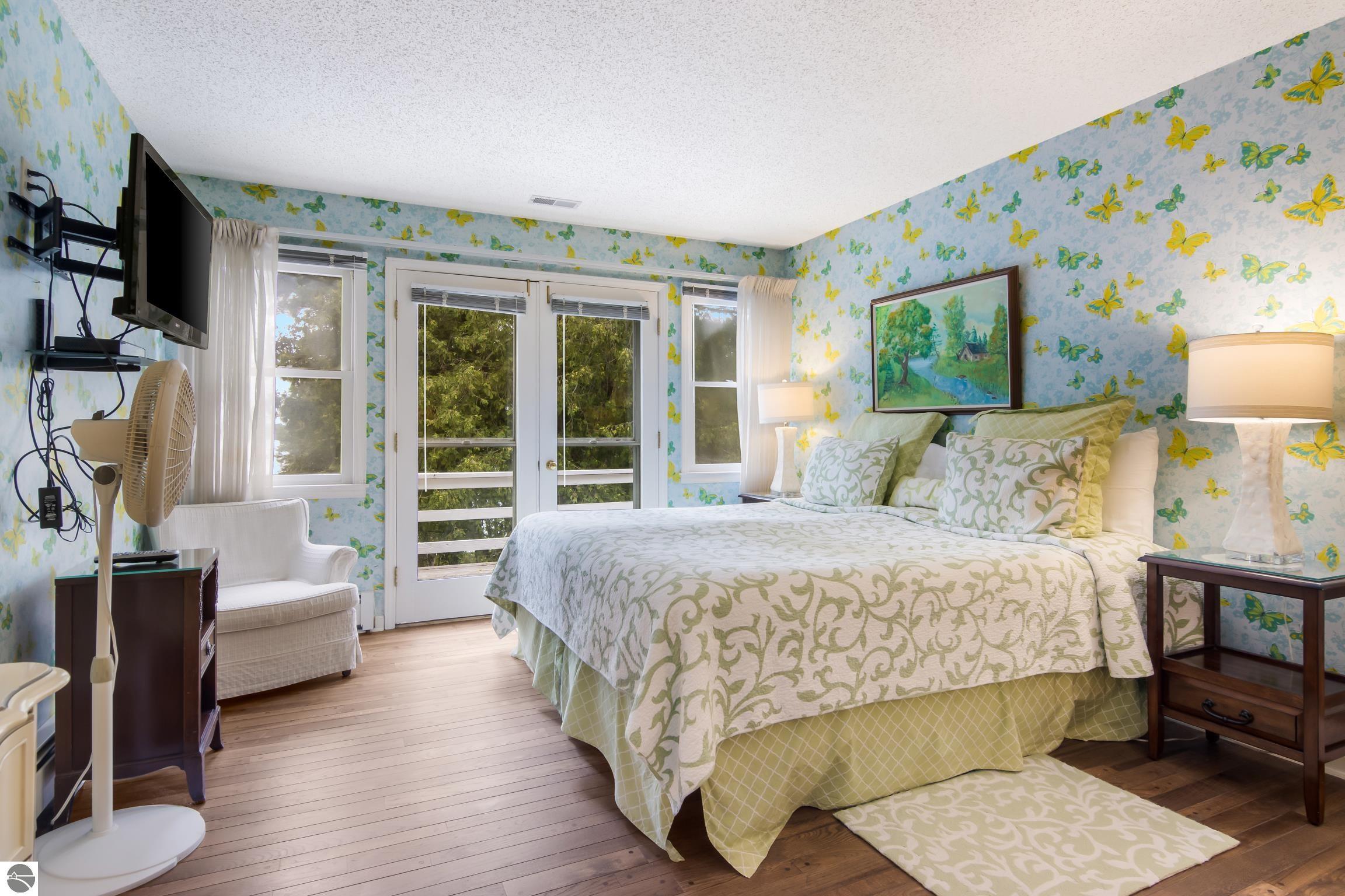 Bellaire, Michigan, 49615, United States, 7 Bedrooms Bedrooms, ,5 BathroomsBathrooms,Residential,Active,1920264