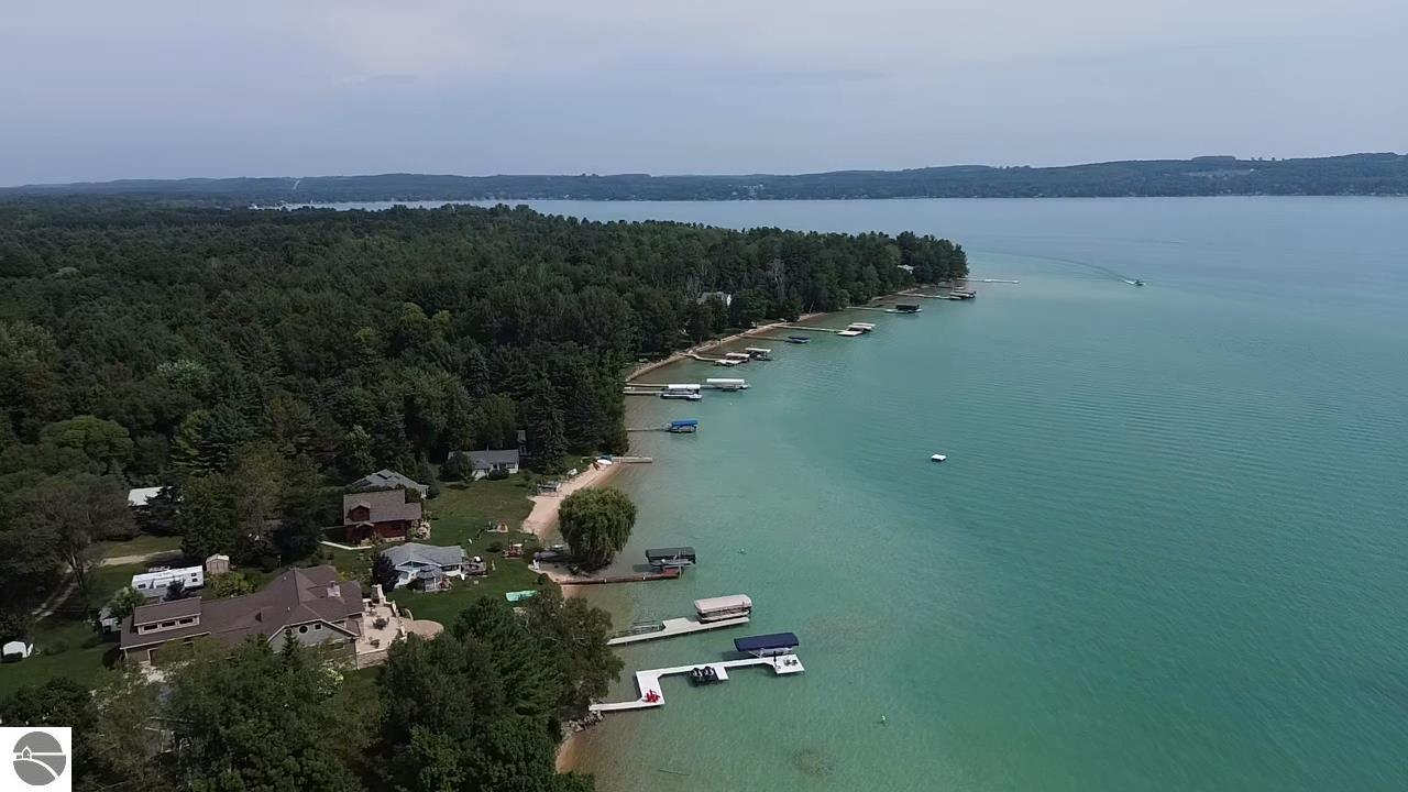 Kewadin, Michigan, 49648, United States, 5 Bedrooms Bedrooms, ,6 BathroomsBathrooms,Residential,Active,1914924