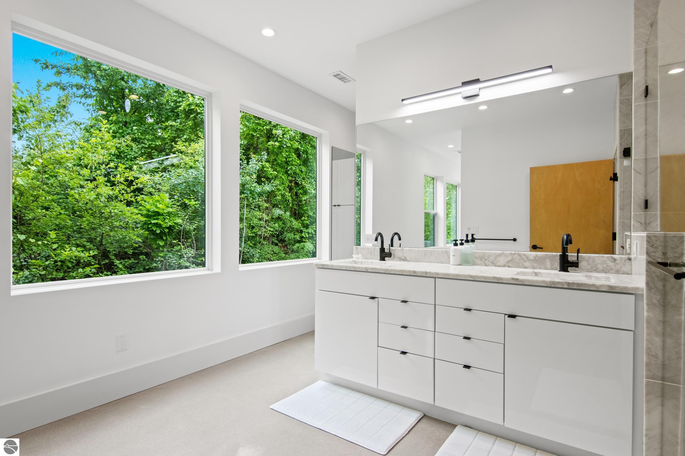 Williamsburg, Michigan, 49690, United States, 3 Bedrooms Bedrooms, ,3 BathroomsBathrooms,Residential,Active,1871591