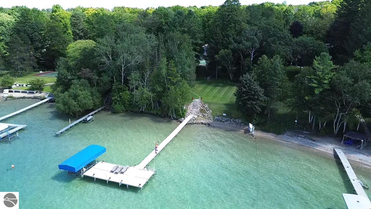 Bellaire, Michigan, 49615, United States, 7 Bedrooms Bedrooms, ,5 BathroomsBathrooms,Residential,Active,1920264