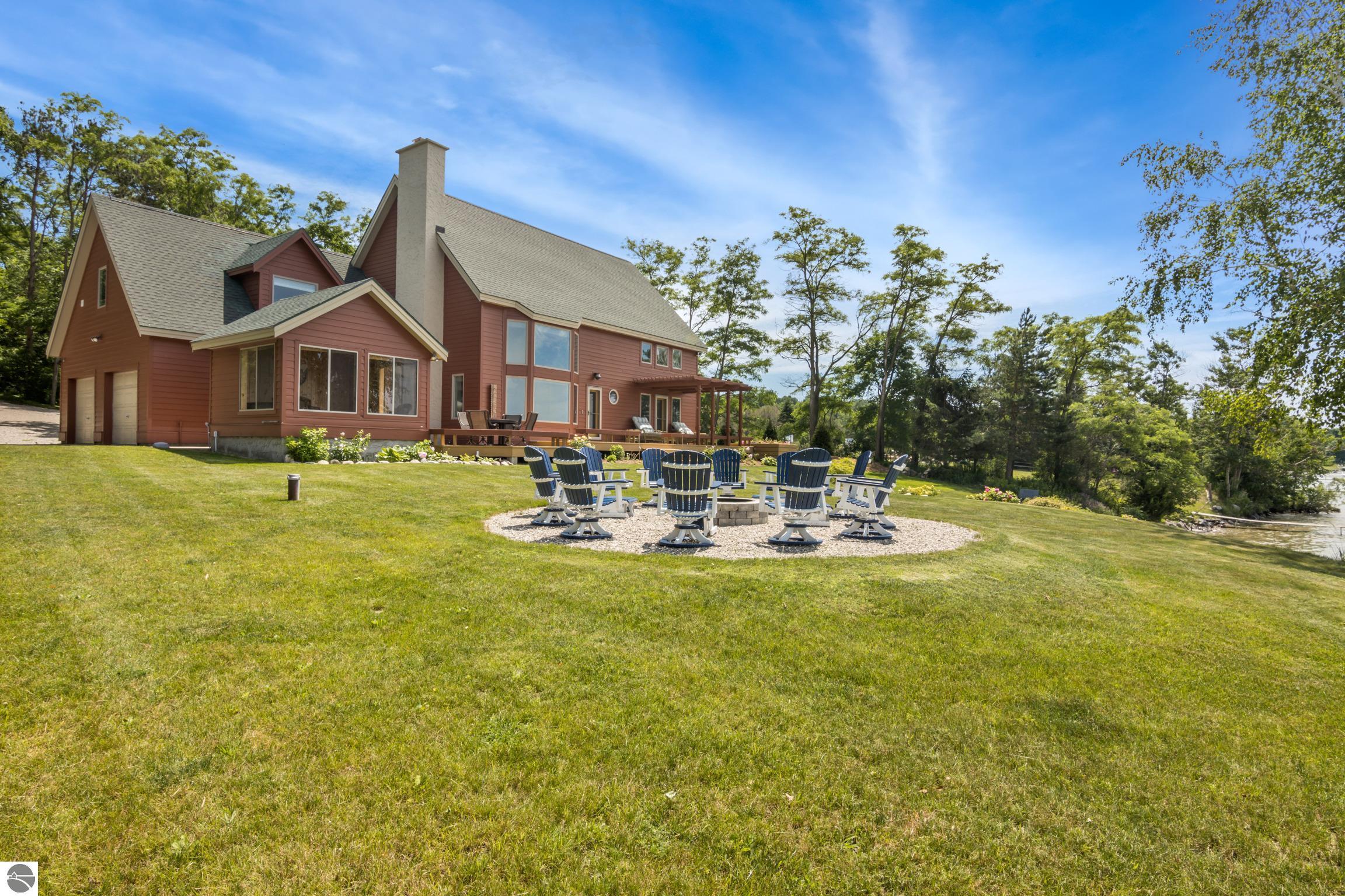 Alden, Michigan, 49612, United States, 4 Bedrooms Bedrooms, ,4 BathroomsBathrooms,Residential,Active,1876862