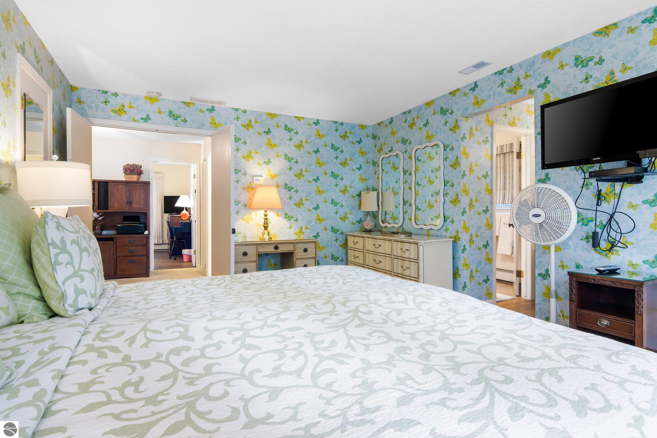 Bellaire, Michigan, 49615, United States, 7 Bedrooms Bedrooms, ,5 BathroomsBathrooms,Residential,Active,1920264
