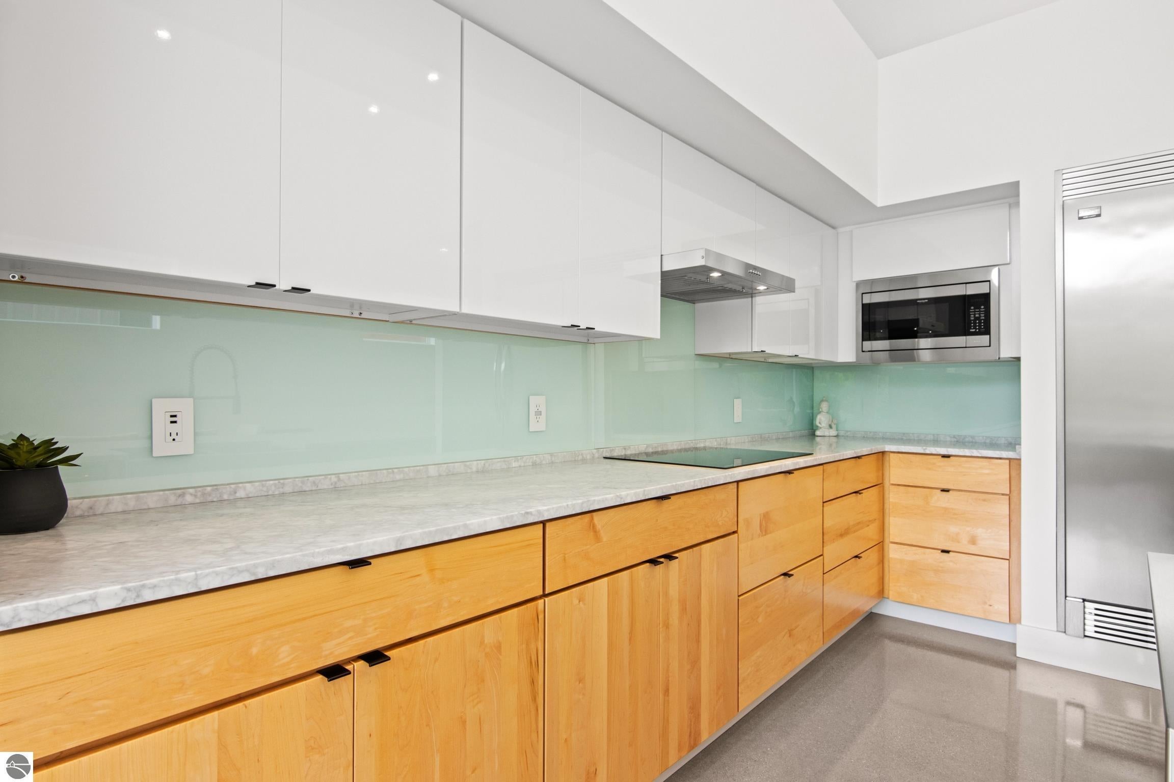 Williamsburg, Michigan, 49690, United States, 3 Bedrooms Bedrooms, ,3 BathroomsBathrooms,Residential,Active,1871591