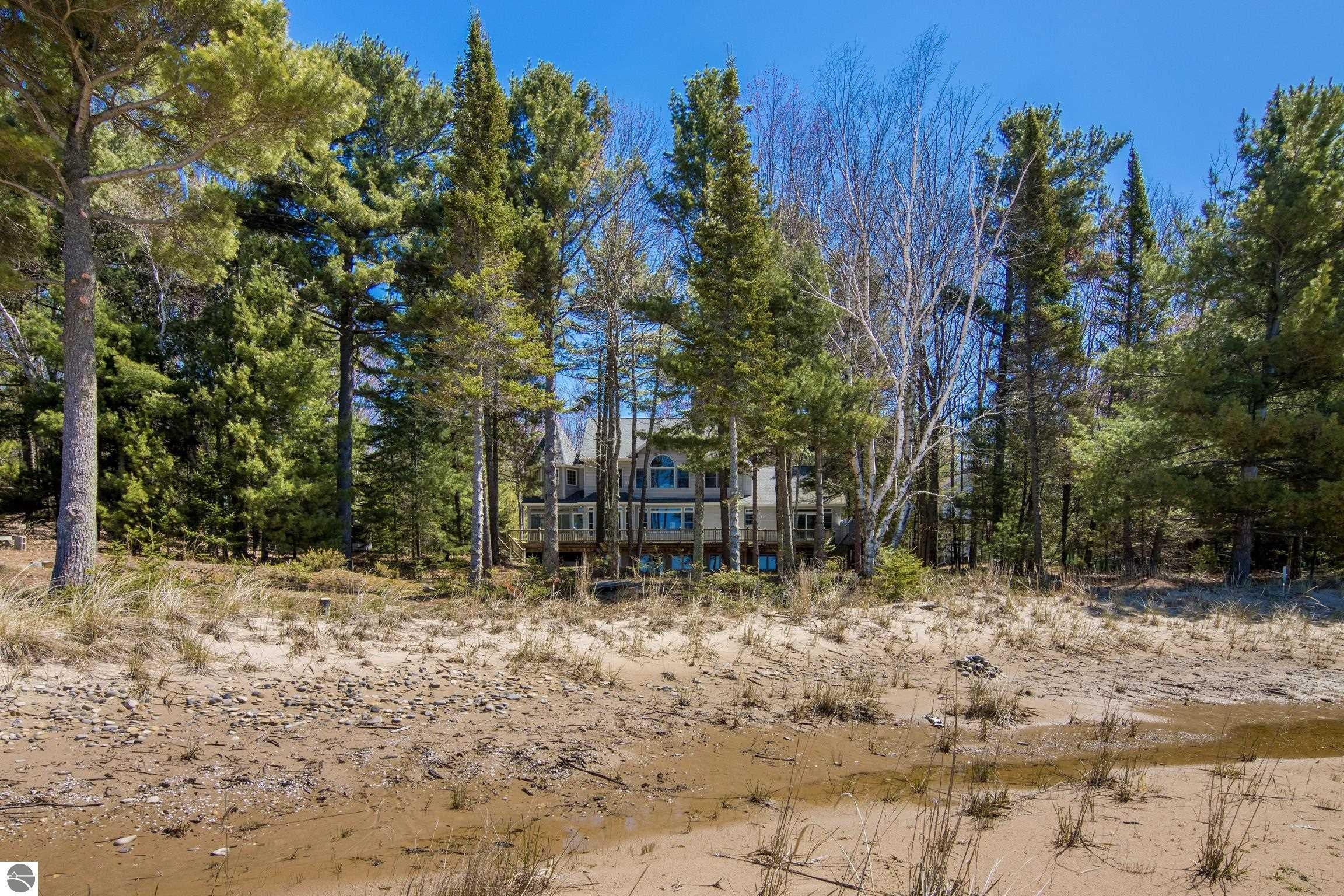 Kewadin, Michigan, 49648, United States, 5 Bedrooms Bedrooms, ,6 BathroomsBathrooms,Residential,Active,2032911