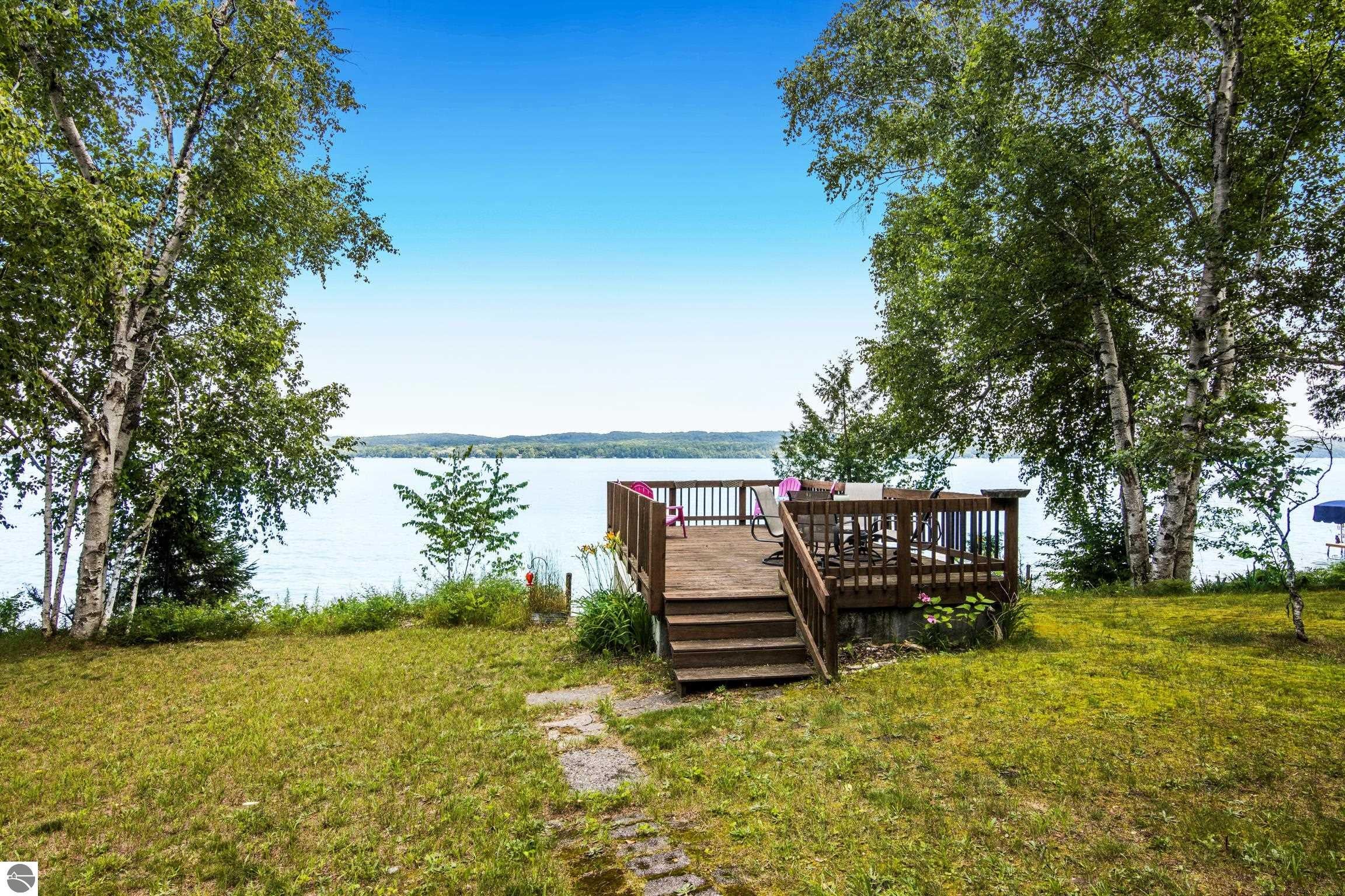 Kewadin, Michigan, 49648, United States, 4 Bedrooms Bedrooms, ,2 BathroomsBathrooms,Residential,Active,1904686