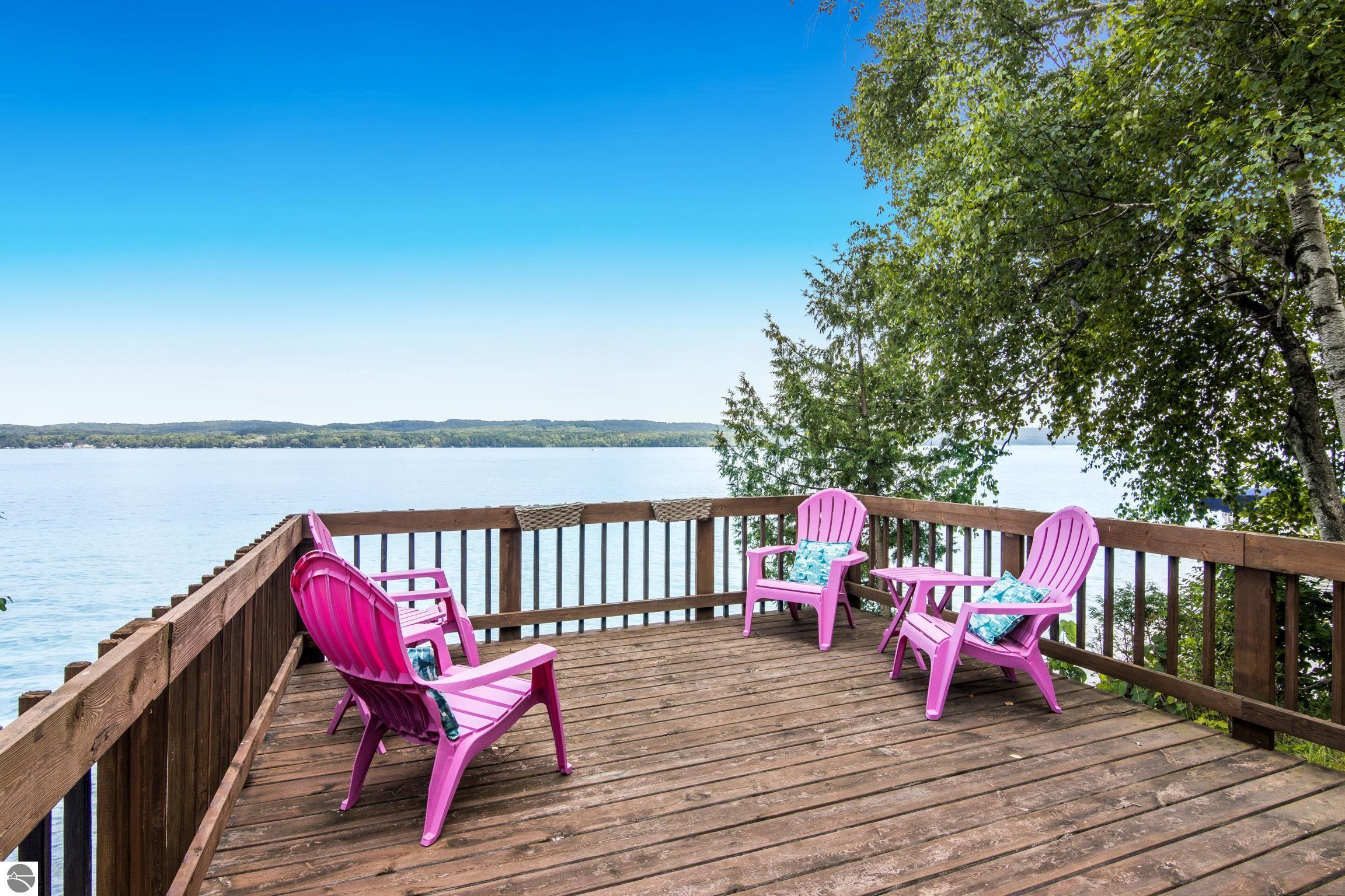 Kewadin, Michigan, 49648, United States, 4 Bedrooms Bedrooms, ,2 BathroomsBathrooms,Residential,Active,1904686