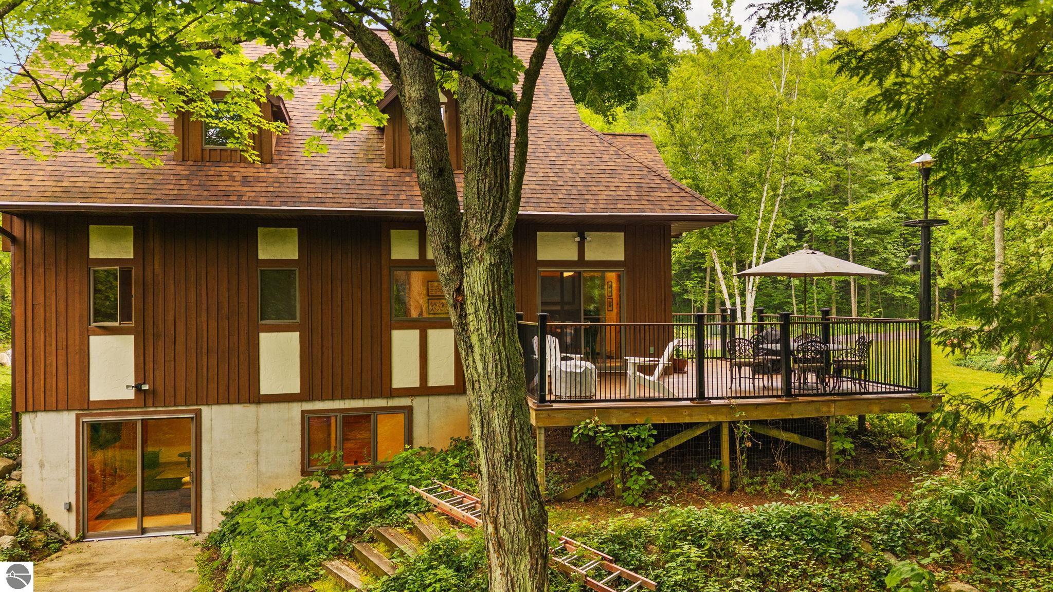 Traverse City, Michigan, 49684, United States, 4 Bedrooms Bedrooms, ,3 BathroomsBathrooms,Residential,Active,2021002