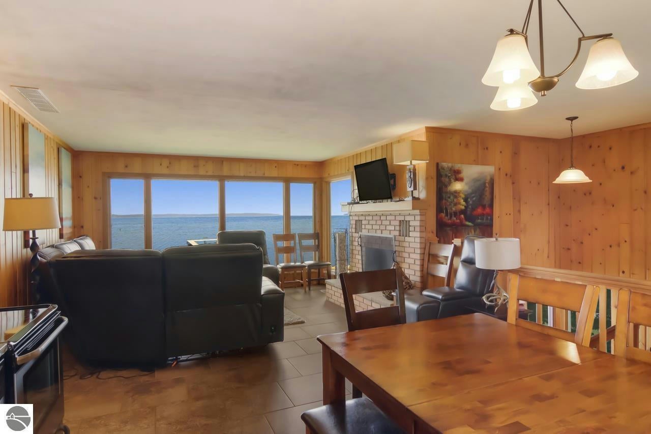 Traverse City, Michigan, 49686, United States, ,4 BathroomsBathrooms,Residential,Active,1769865