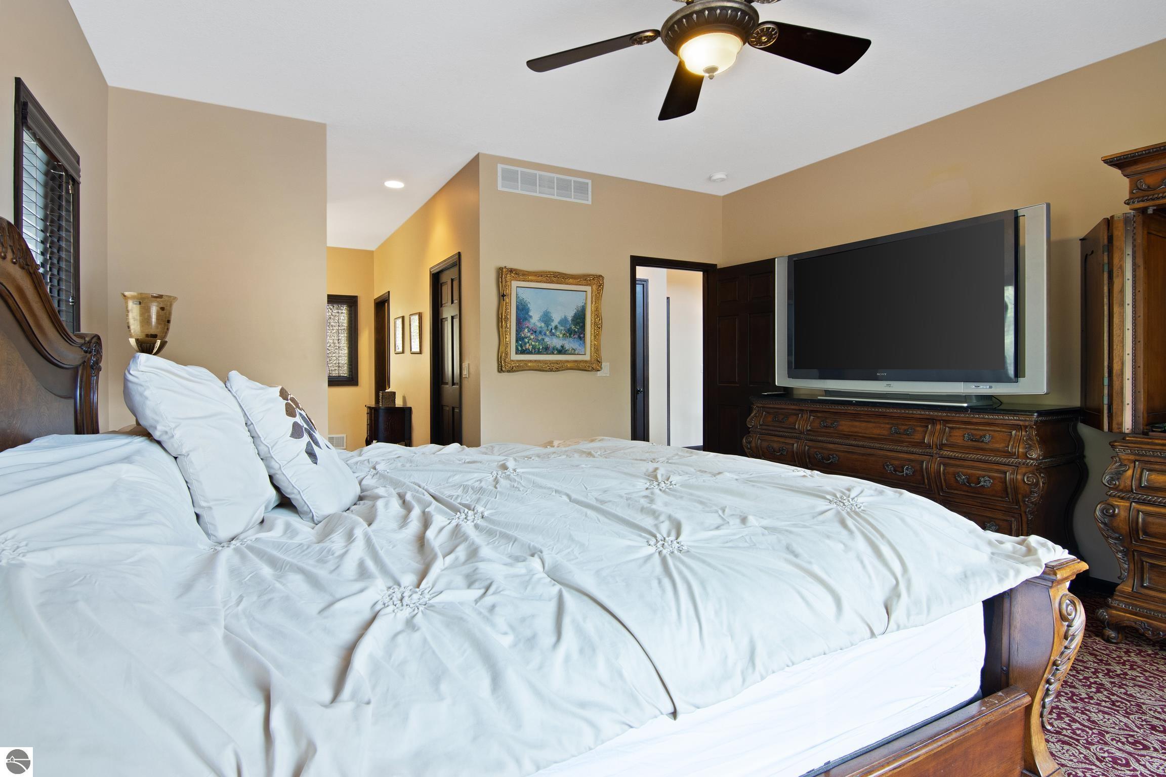 Alden, Michigan, 49612, United States, 3 Bedrooms Bedrooms, ,3 BathroomsBathrooms,Residential,Active,1761651