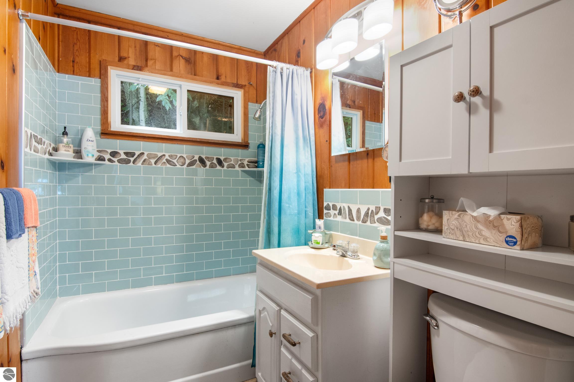 Kewadin, Michigan, 49648, United States, 4 Bedrooms Bedrooms, ,2 BathroomsBathrooms,Residential,Active,1904686