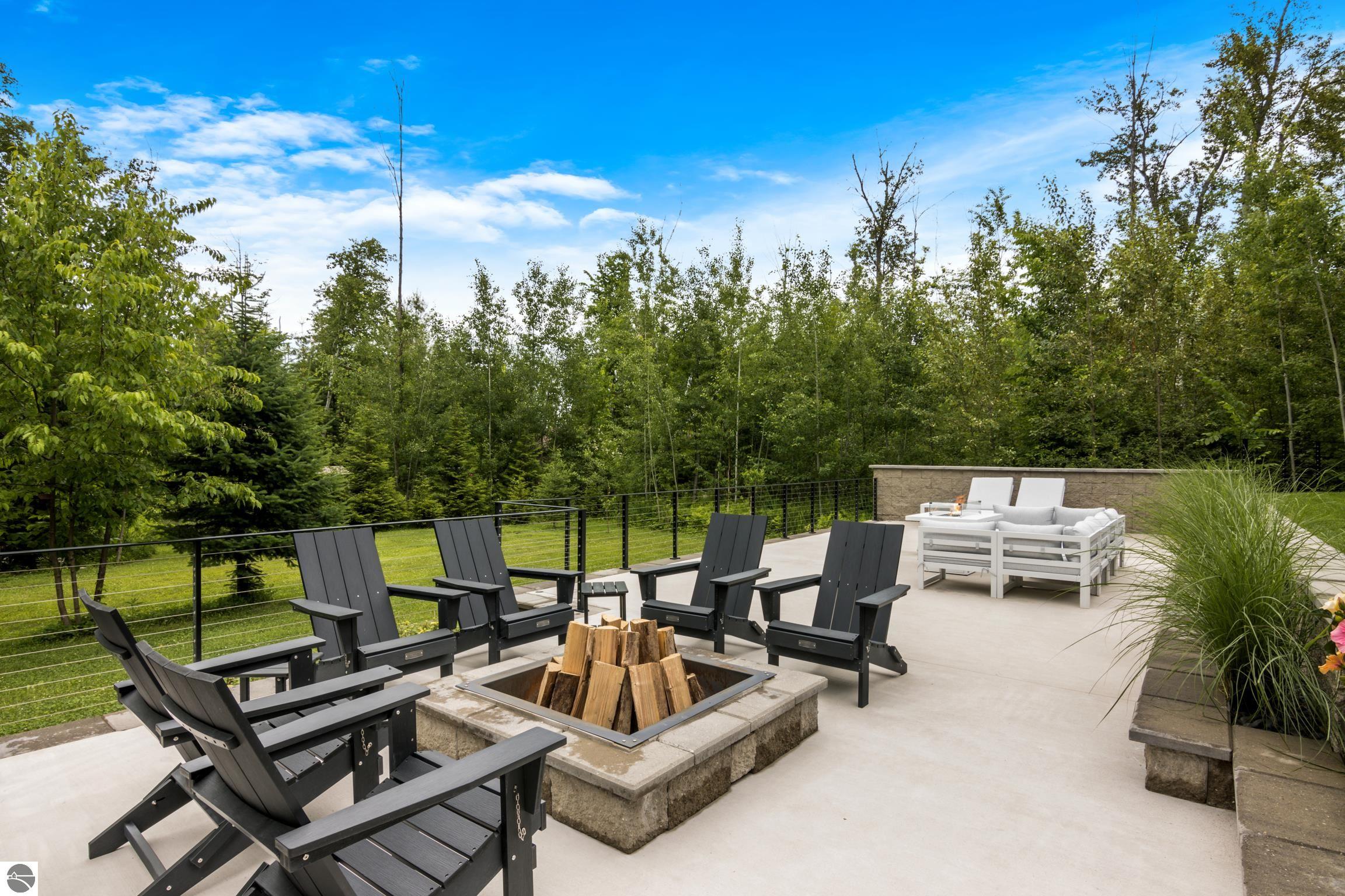 Williamsburg, Michigan, 49690, United States, 3 Bedrooms Bedrooms, ,3 BathroomsBathrooms,Residential,Active,1871591