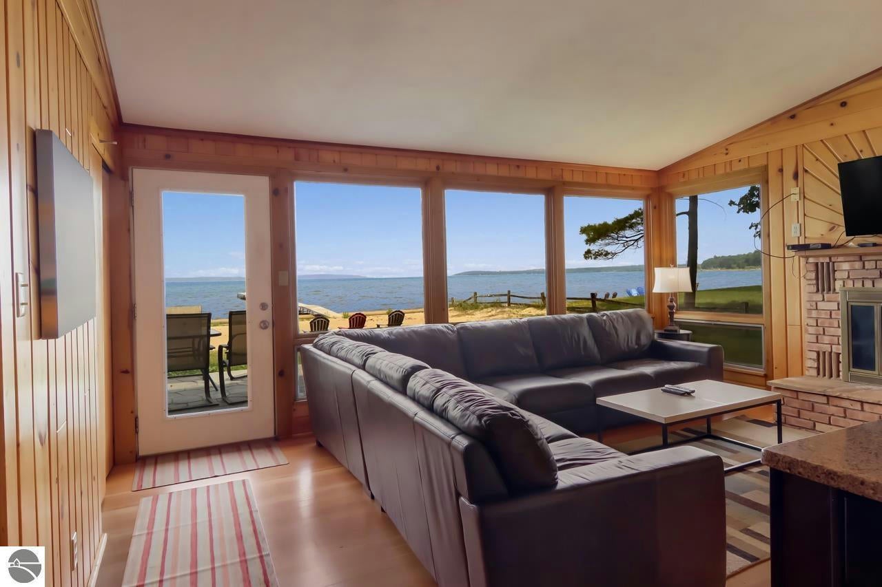 Traverse City, Michigan, 49686, United States, ,4 BathroomsBathrooms,Residential,Active,1769865