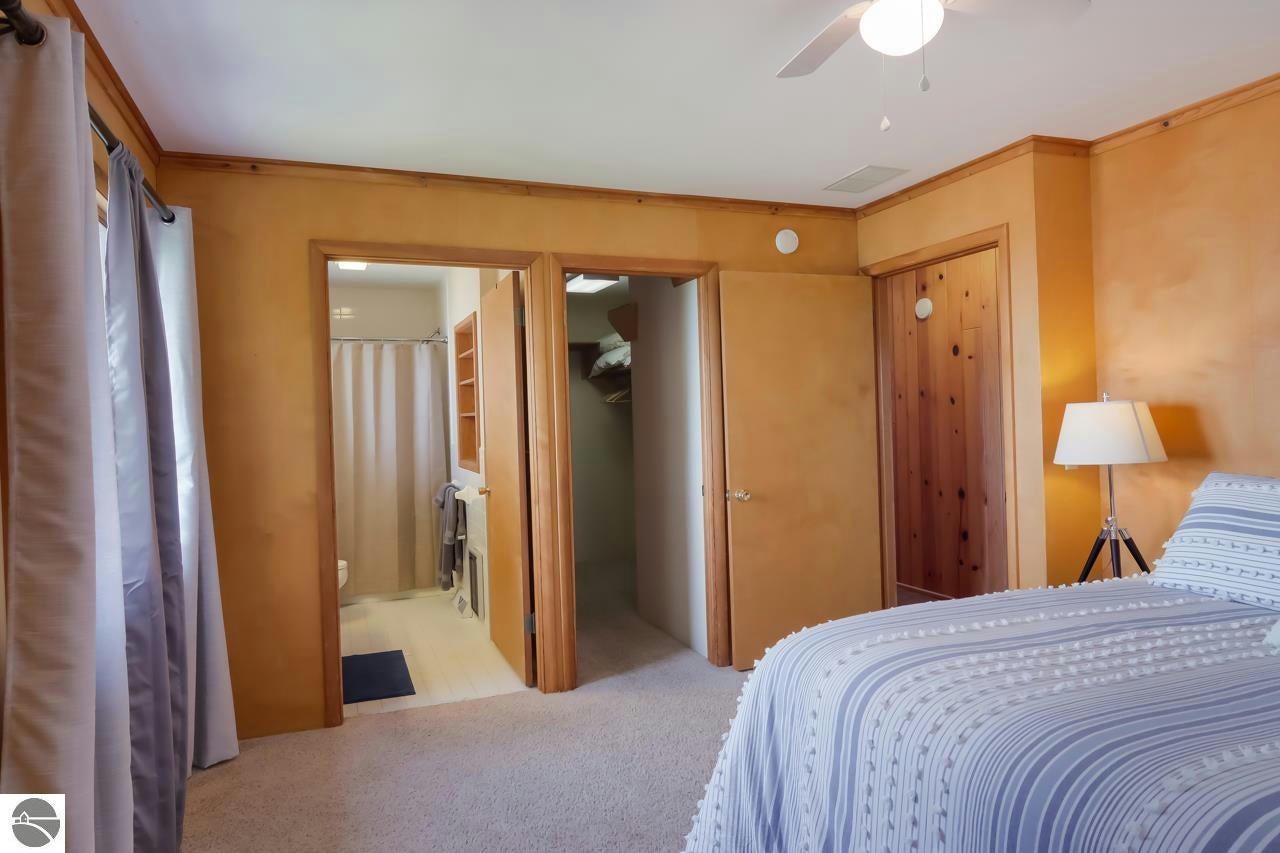 Traverse City, Michigan, 49686, United States, ,4 BathroomsBathrooms,Residential,Active,1769865