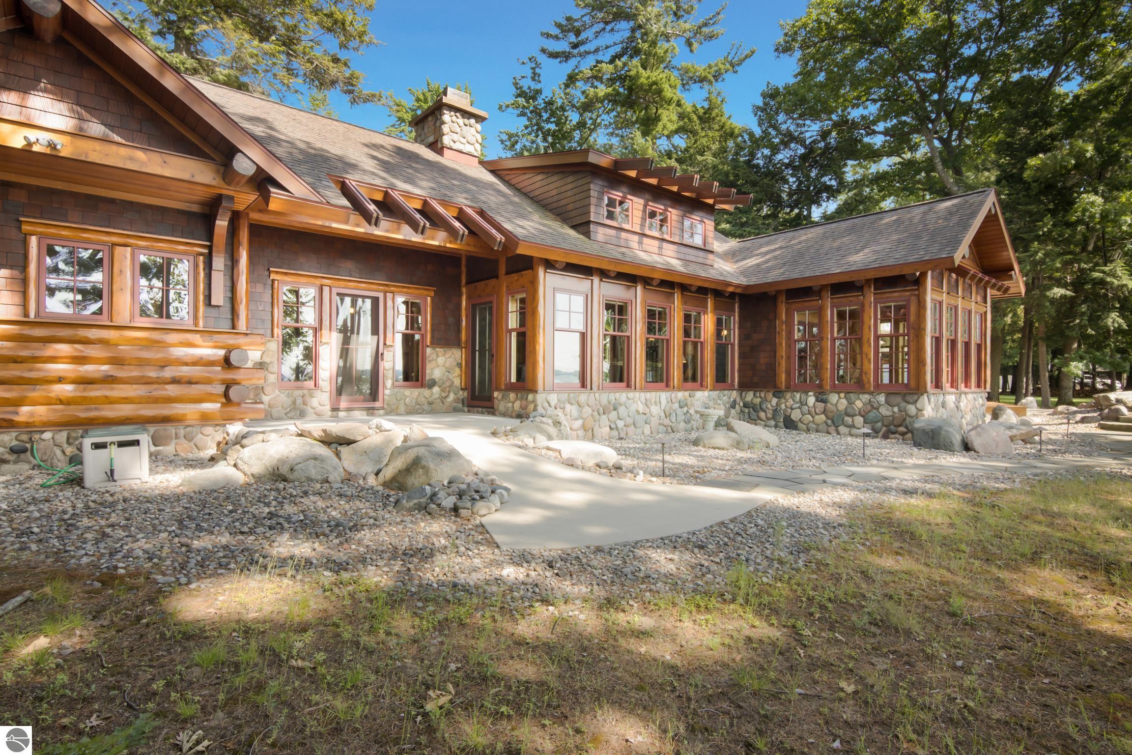 Williamsburg, Michigan, 49690, United States, 3 Bedrooms Bedrooms, ,3 BathroomsBathrooms,Residential,Active,1900200