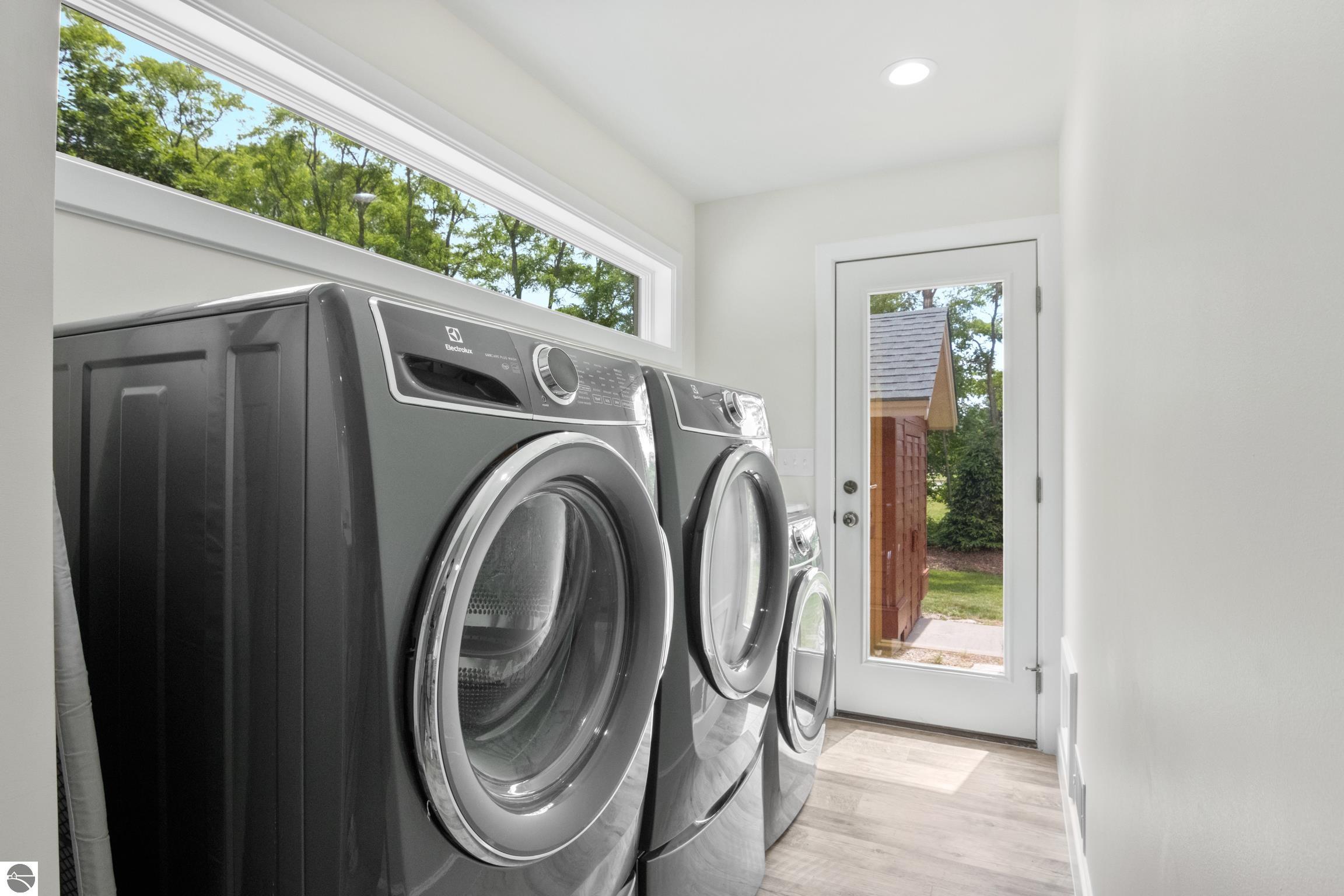 Alden, Michigan, 49612, United States, 4 Bedrooms Bedrooms, ,4 BathroomsBathrooms,Residential,Active,1876862