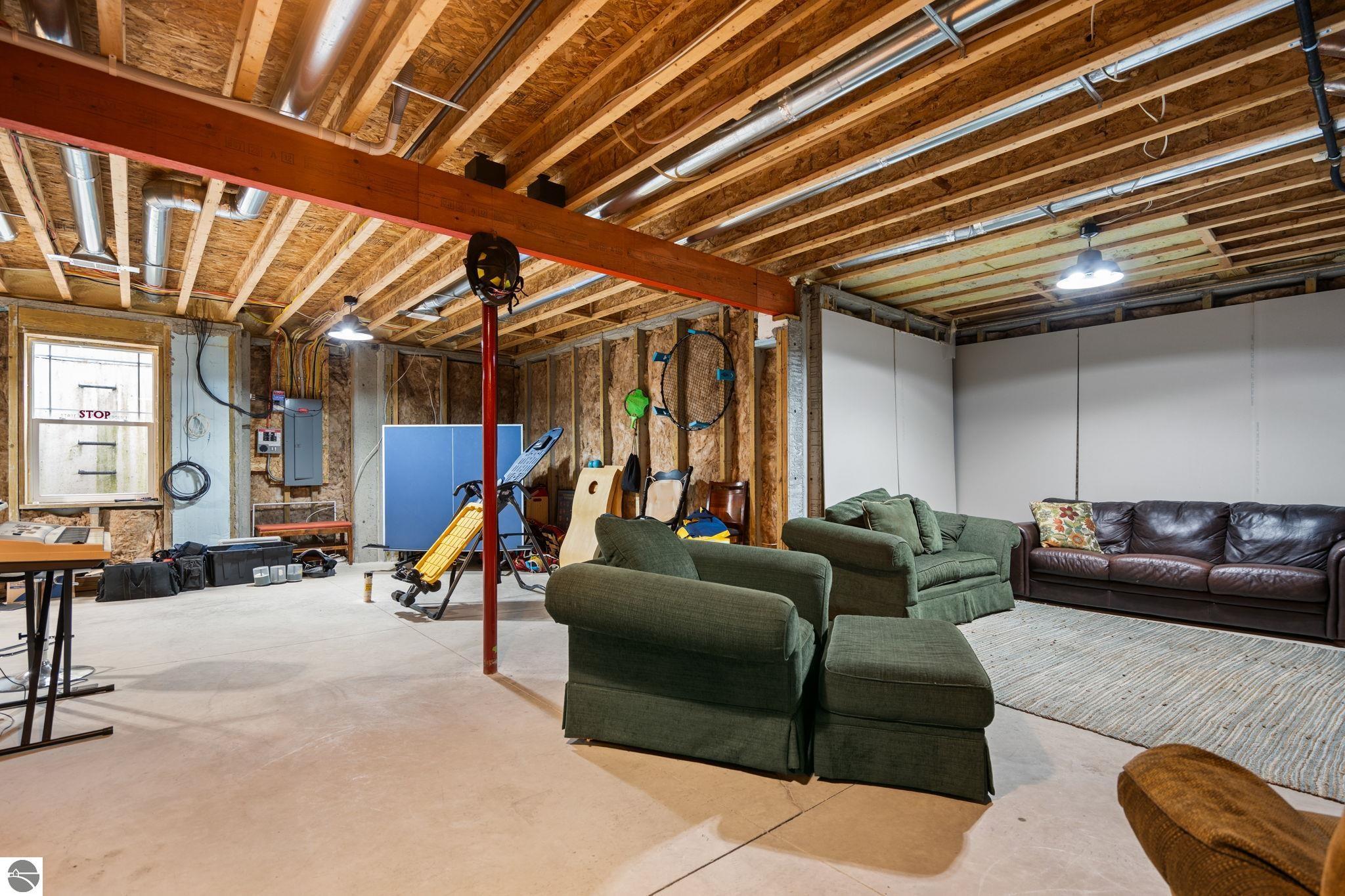 Traverse City, Michigan, 49686, United States, 4 Bedrooms Bedrooms, ,3 BathroomsBathrooms,Residential,Active,2045716