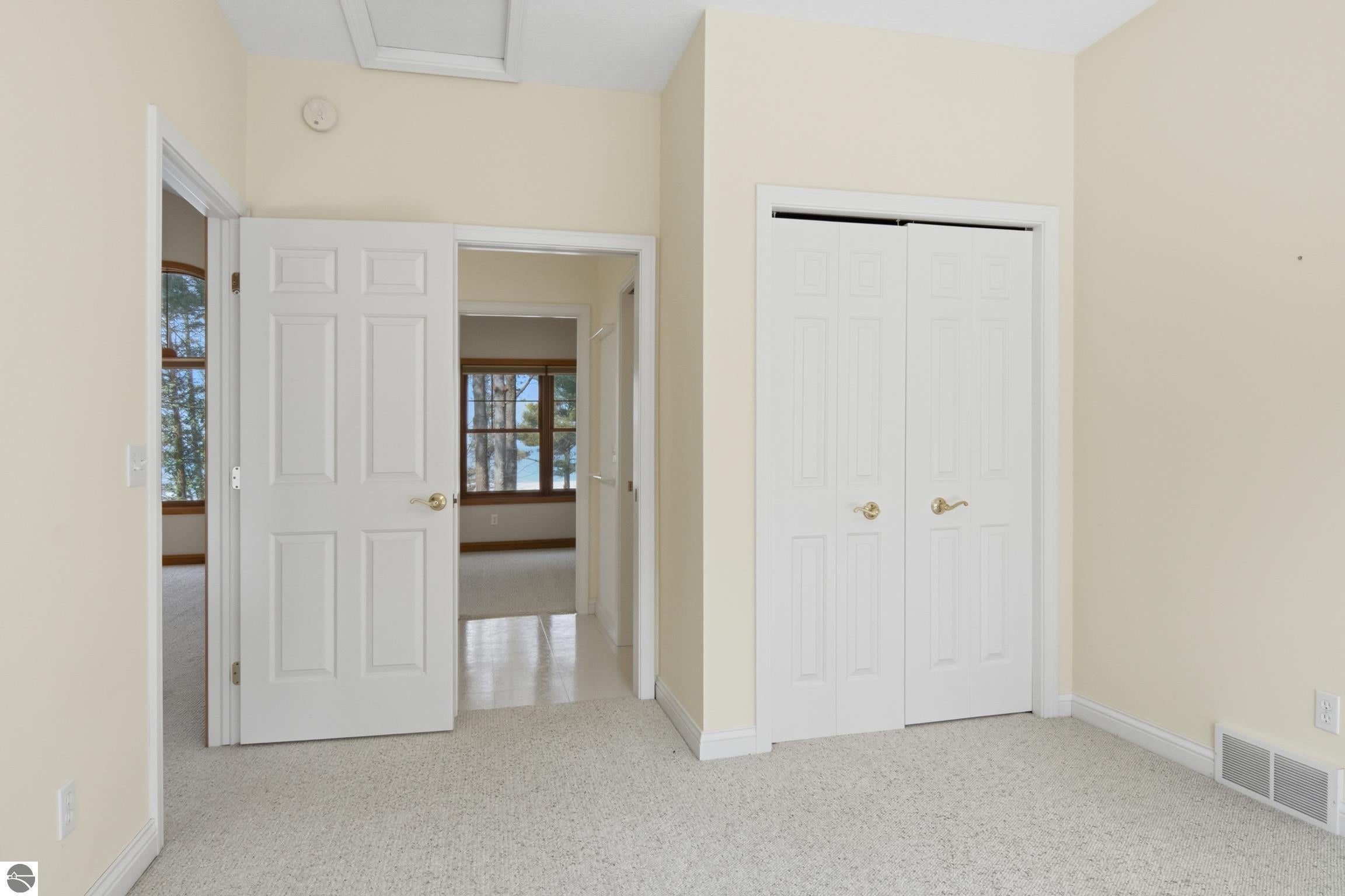 Kewadin, Michigan, 49648, United States, 5 Bedrooms Bedrooms, ,6 BathroomsBathrooms,Residential,Active,2032911