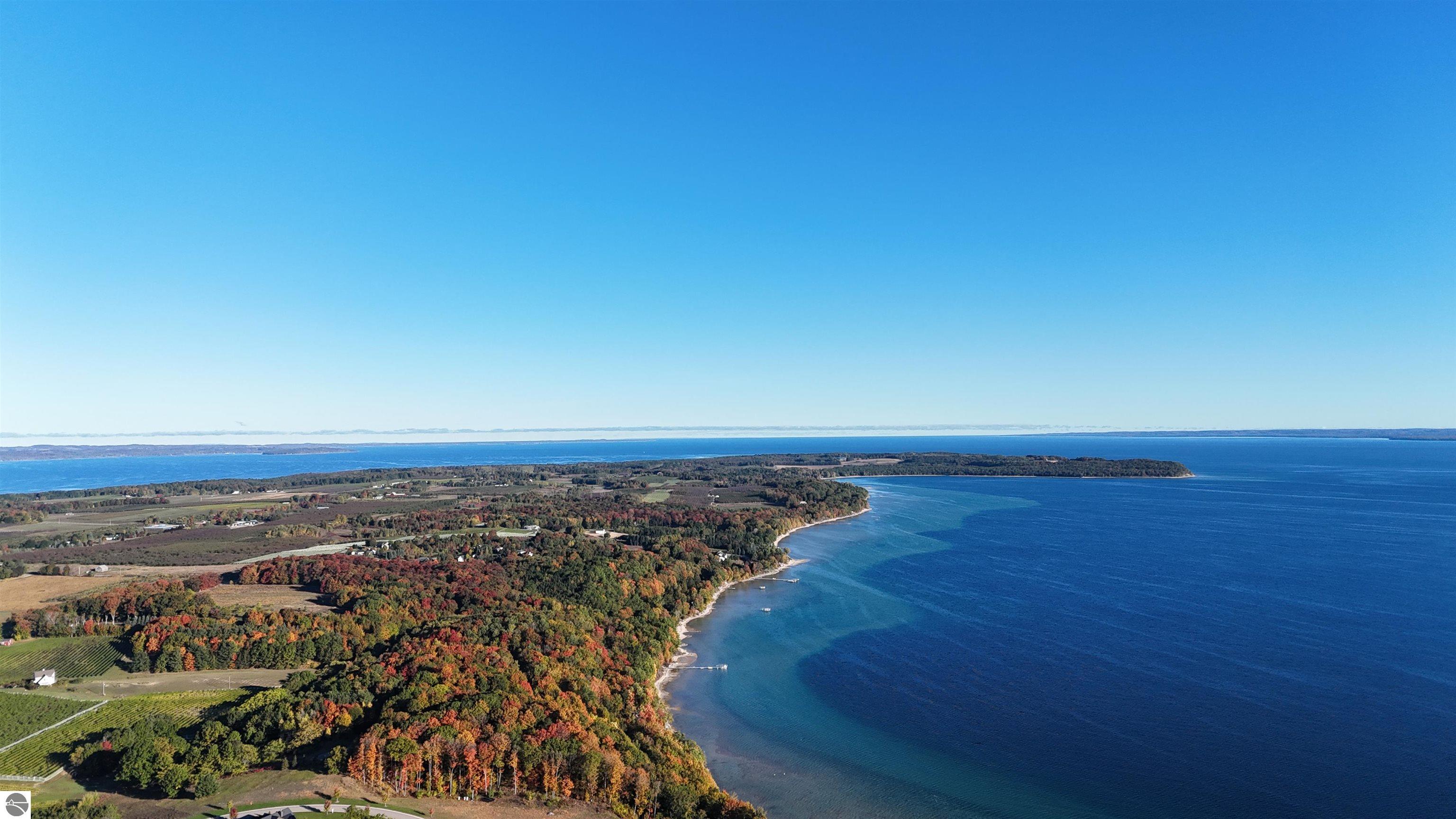 Traverse City, Michigan, 49686, United States, 4 Bedrooms Bedrooms, ,4 BathroomsBathrooms,Residential,Active,1965833