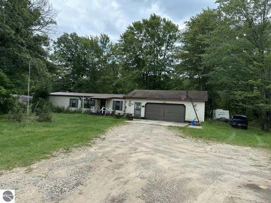 11800 E 34 RD, CADILLAC, MI 49601 - Image 1