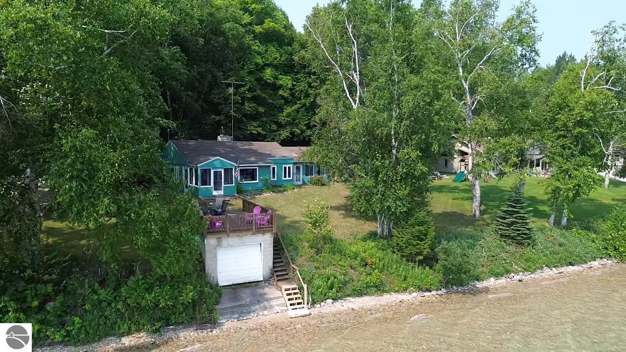 Kewadin, Michigan, 49648, United States, 4 Bedrooms Bedrooms, ,2 BathroomsBathrooms,Residential,Active,1904686