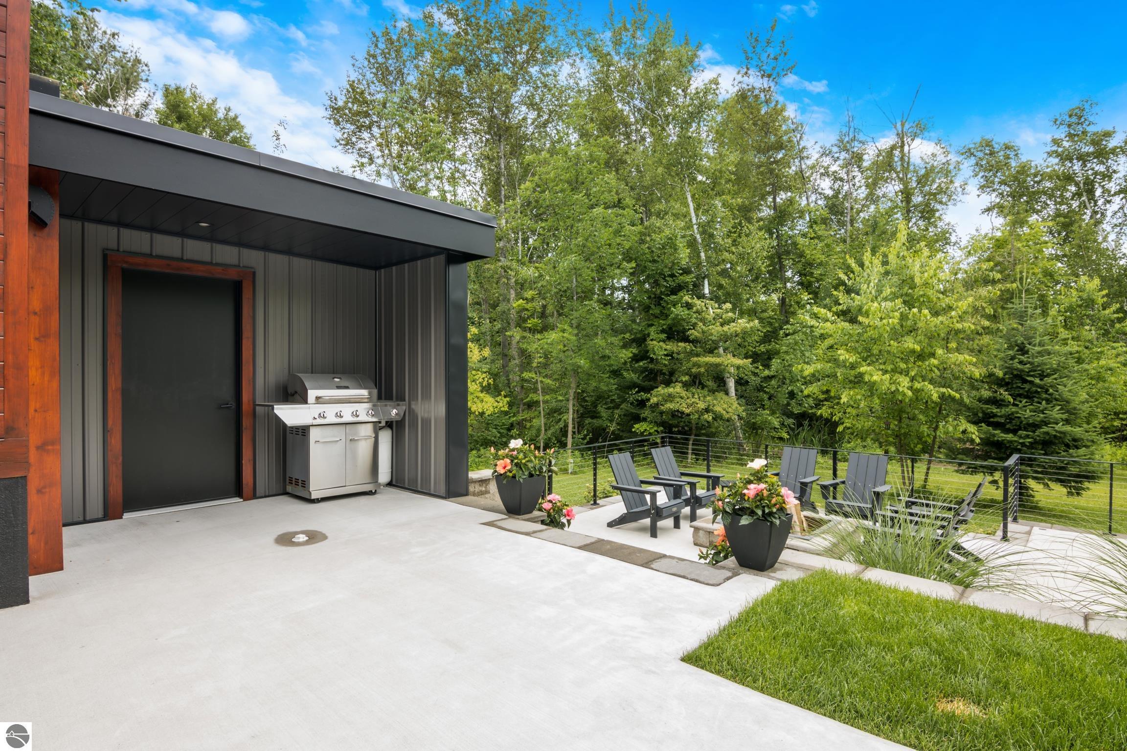 Williamsburg, Michigan, 49690, United States, 3 Bedrooms Bedrooms, ,3 BathroomsBathrooms,Residential,Active,1871591