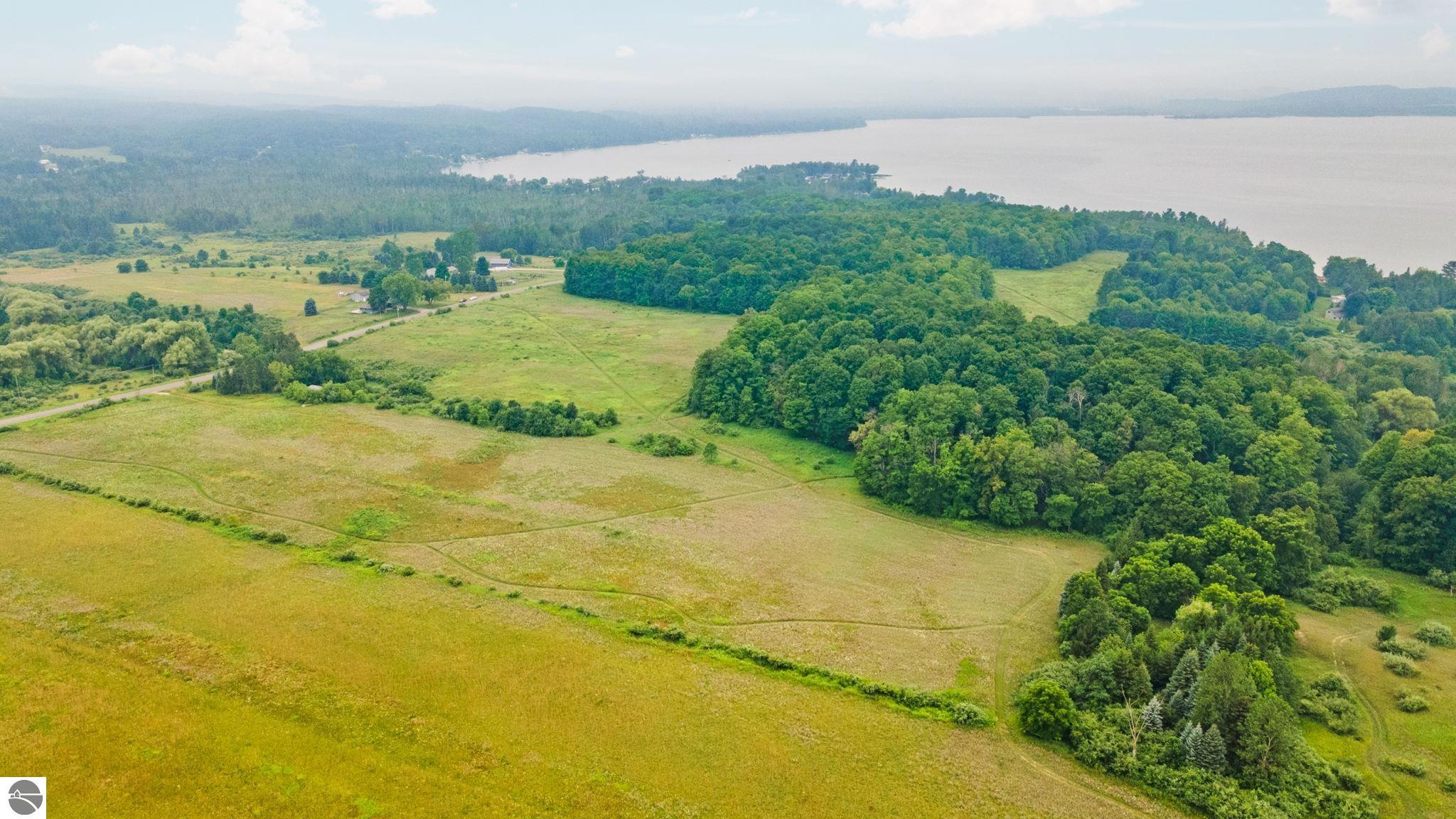 Traverse City, Michigan, 49684, United States, 4 Bedrooms Bedrooms, ,3 BathroomsBathrooms,Residential,Active,1909642