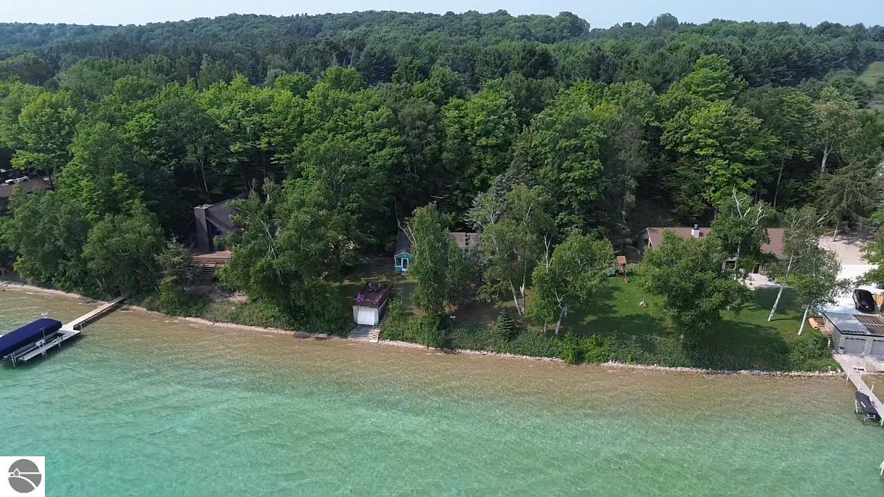 Kewadin, Michigan, 49648, United States, 4 Bedrooms Bedrooms, ,2 BathroomsBathrooms,Residential,Active,1904686