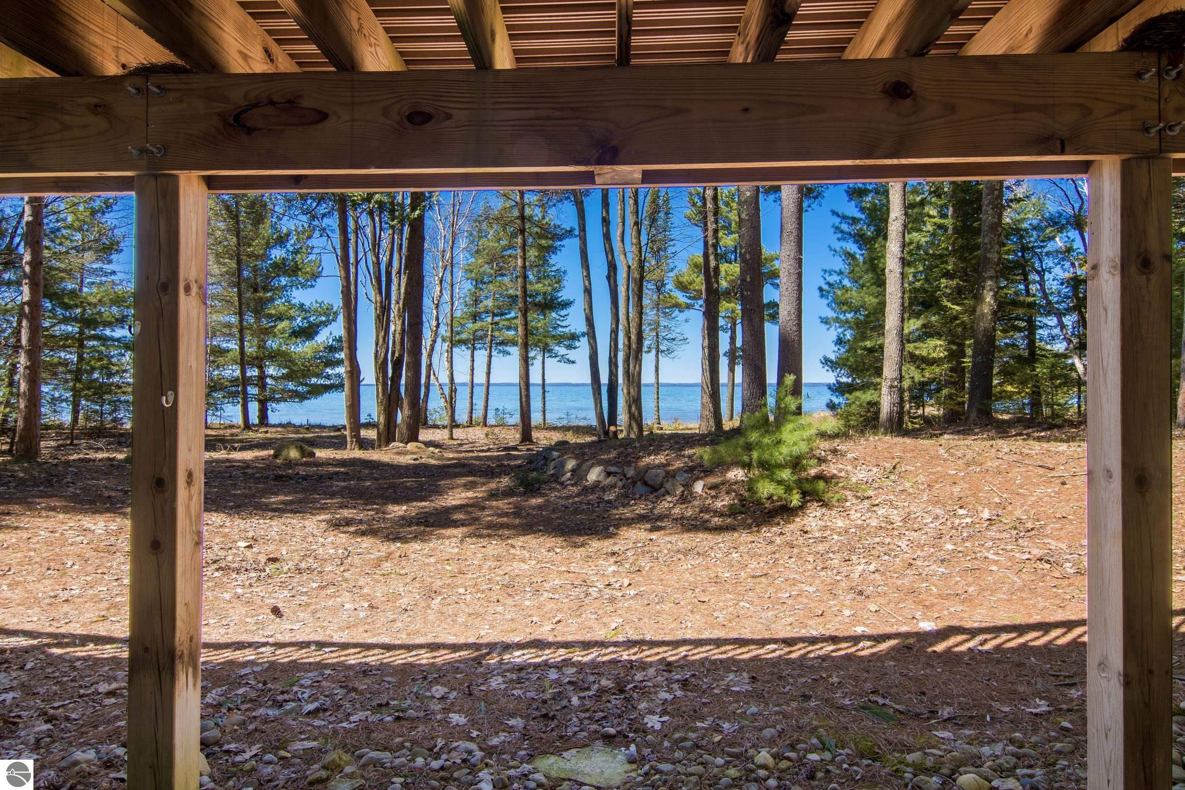 Kewadin, Michigan, 49648, United States, 5 Bedrooms Bedrooms, ,6 BathroomsBathrooms,Residential,Active,2032911