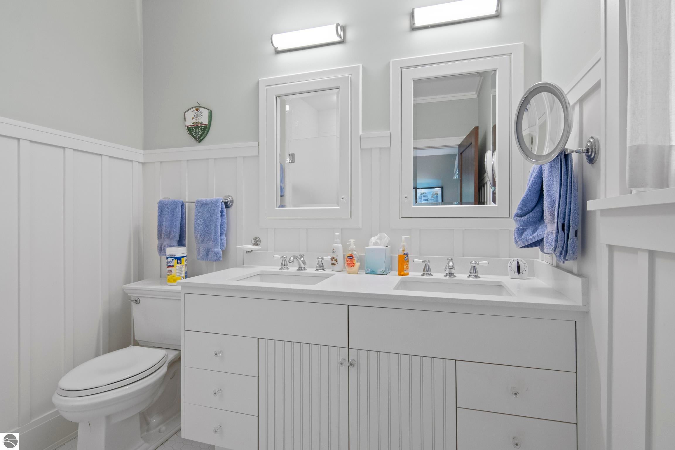 Rapid City, Michigan, 49676, United States, 5 Bedrooms Bedrooms, ,5 BathroomsBathrooms,Residential,Active,1945320