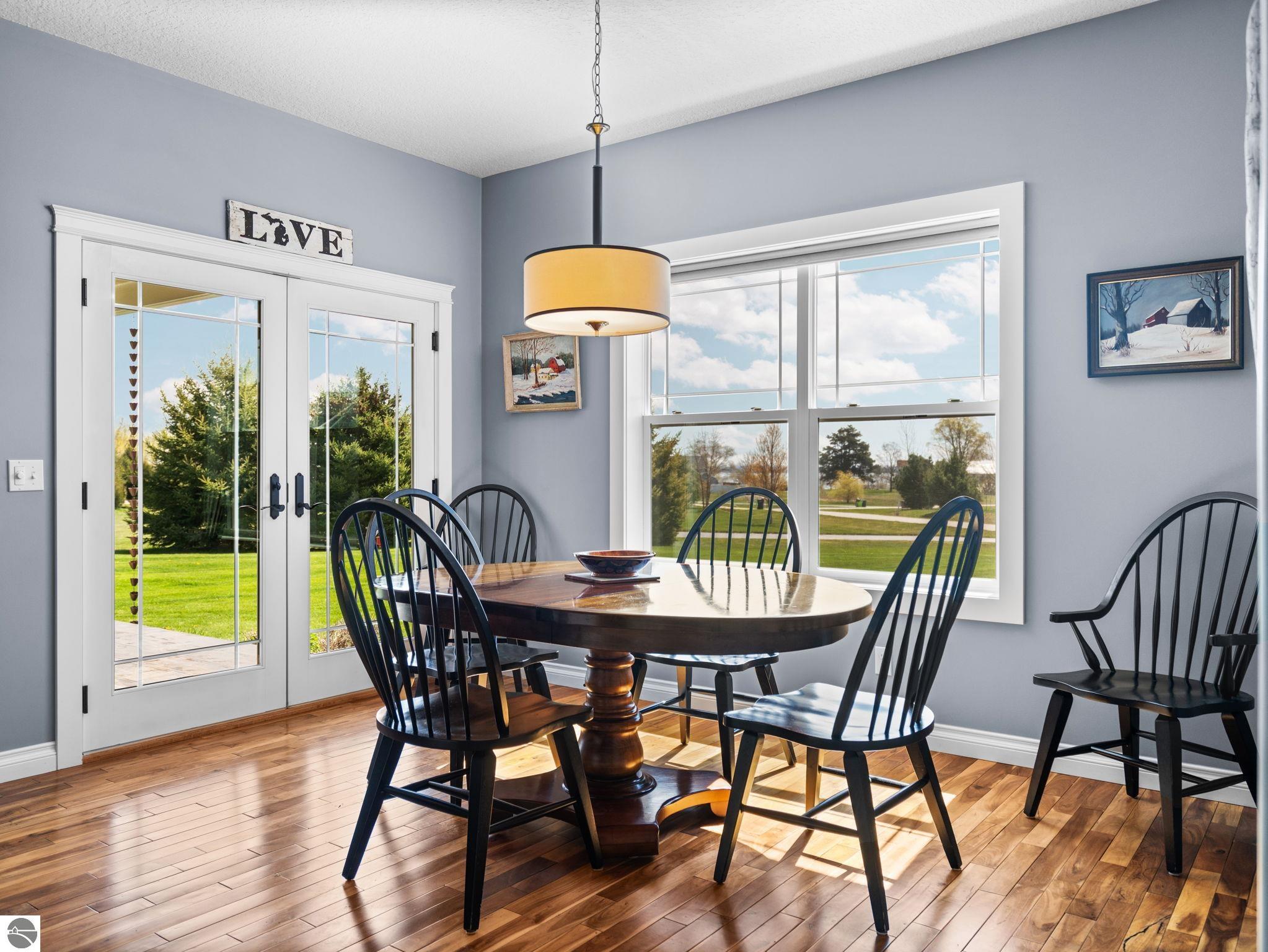 Traverse City, Michigan, 49686, United States, 4 Bedrooms Bedrooms, ,3 BathroomsBathrooms,Residential,Active,2045716