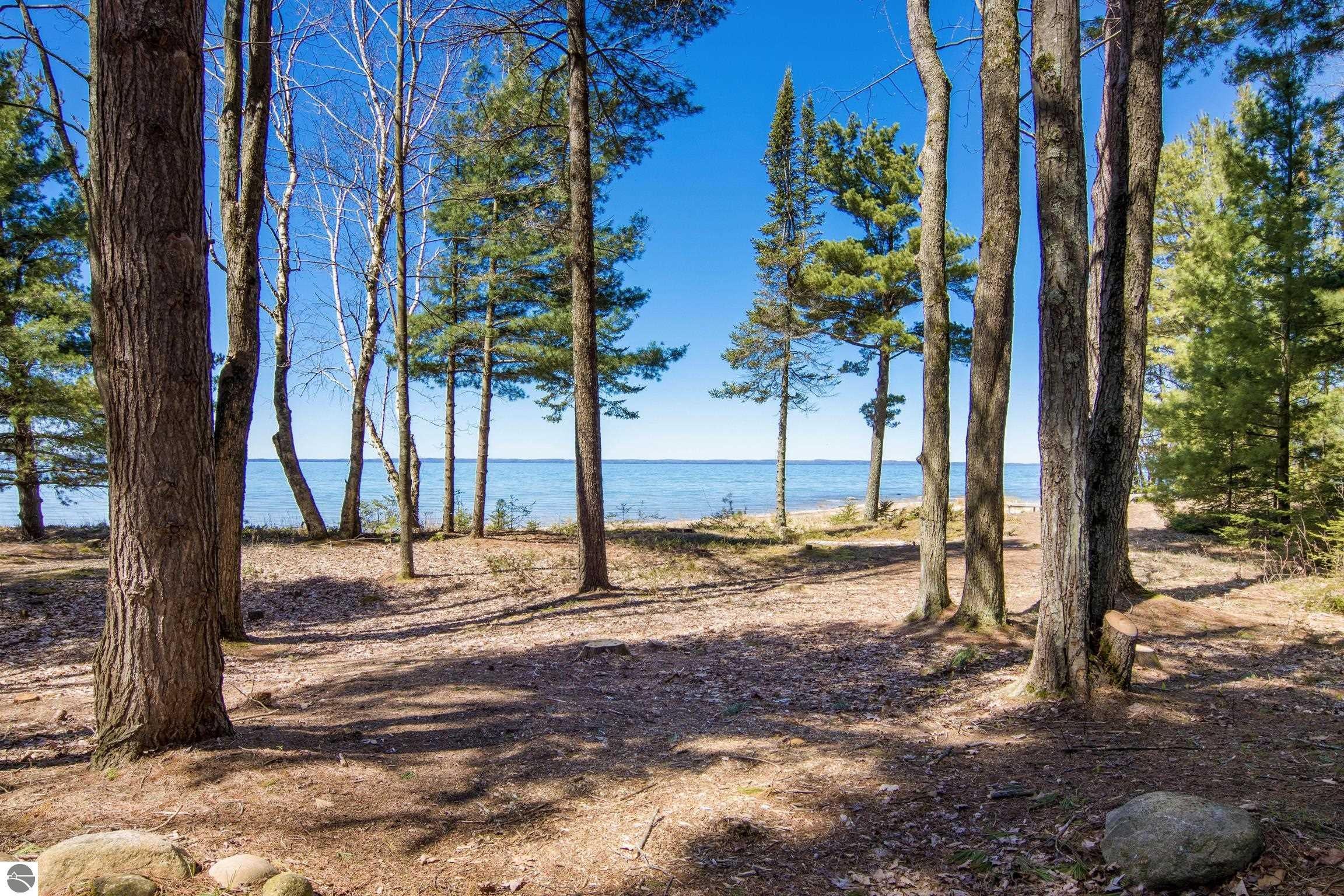 Kewadin, Michigan, 49648, United States, 5 Bedrooms Bedrooms, ,6 BathroomsBathrooms,Residential,Active,2032911