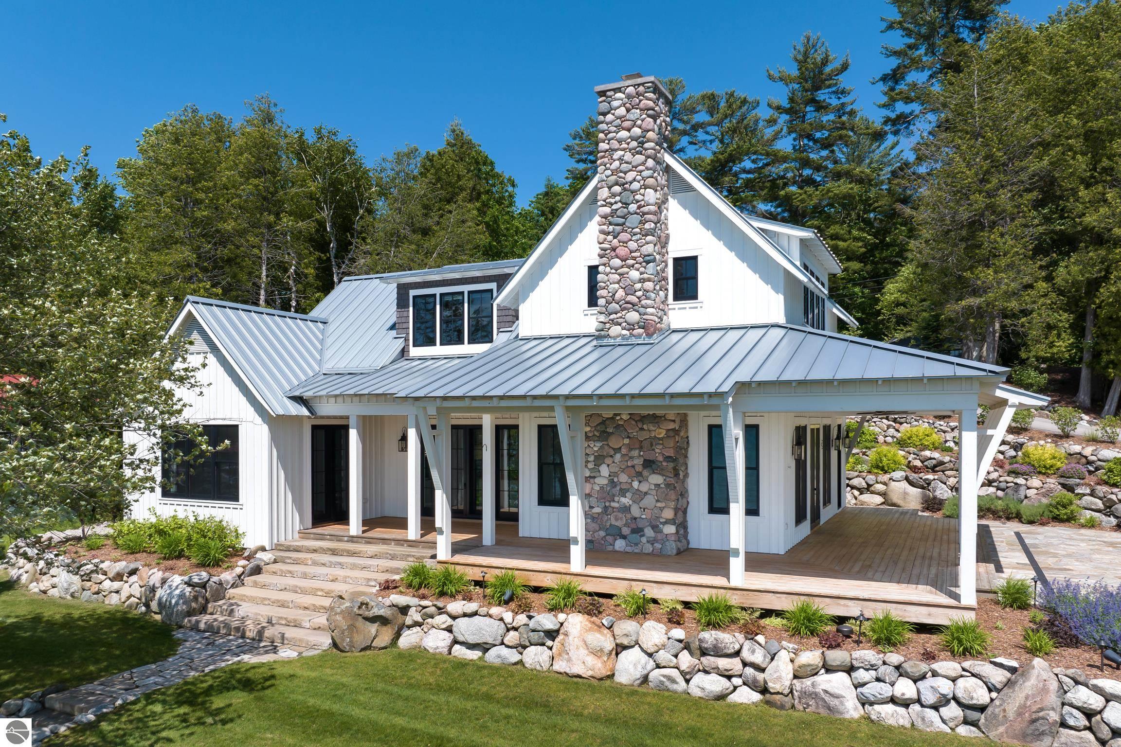 Central Lake, Michigan, 49622, United States, 3 Bedrooms Bedrooms, ,4 BathroomsBathrooms,Residential,Active,1871658