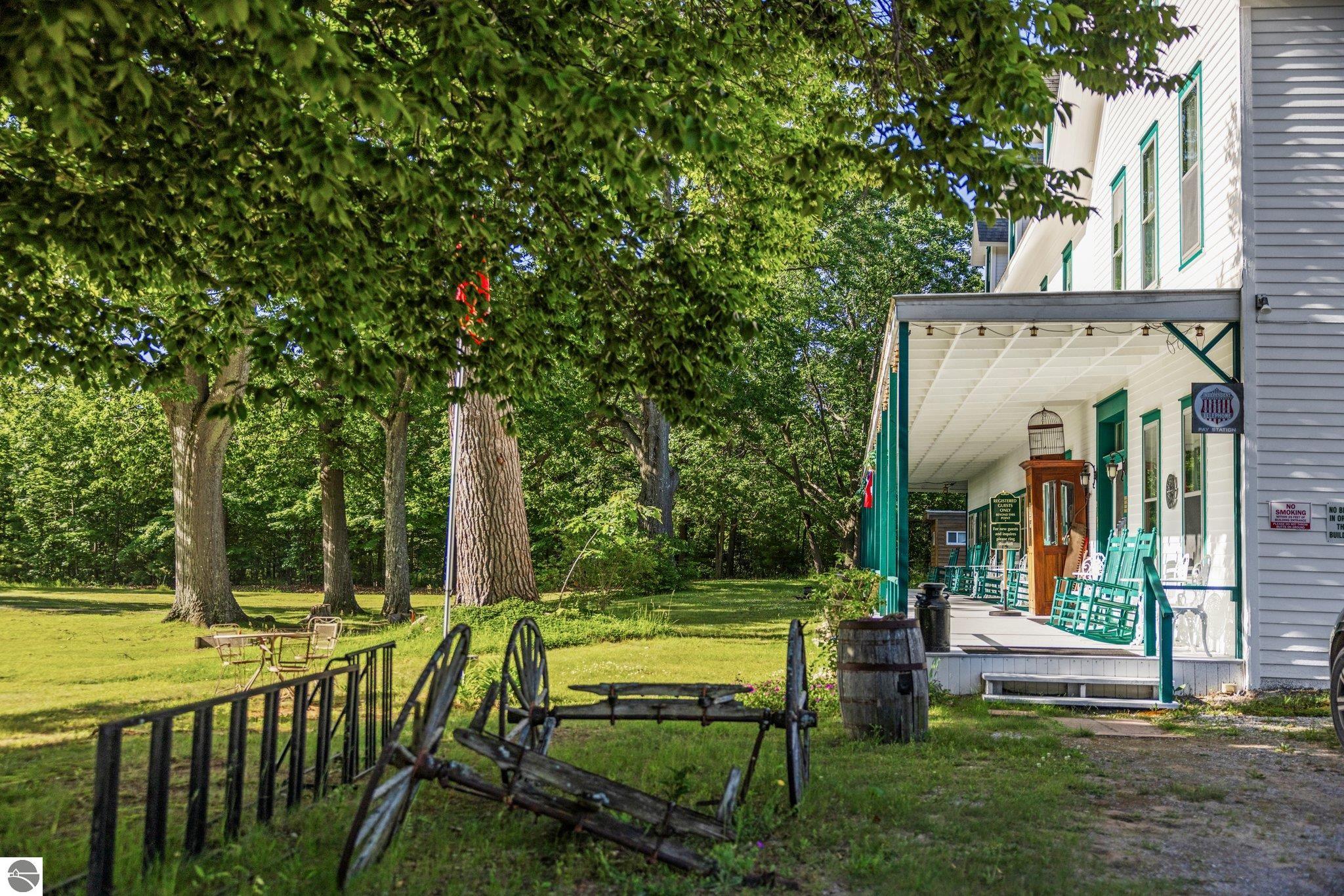 Traverse City, Michigan, 49686, United States, 11 Bedrooms Bedrooms, ,12 BathroomsBathrooms,Residential,Active,1871584