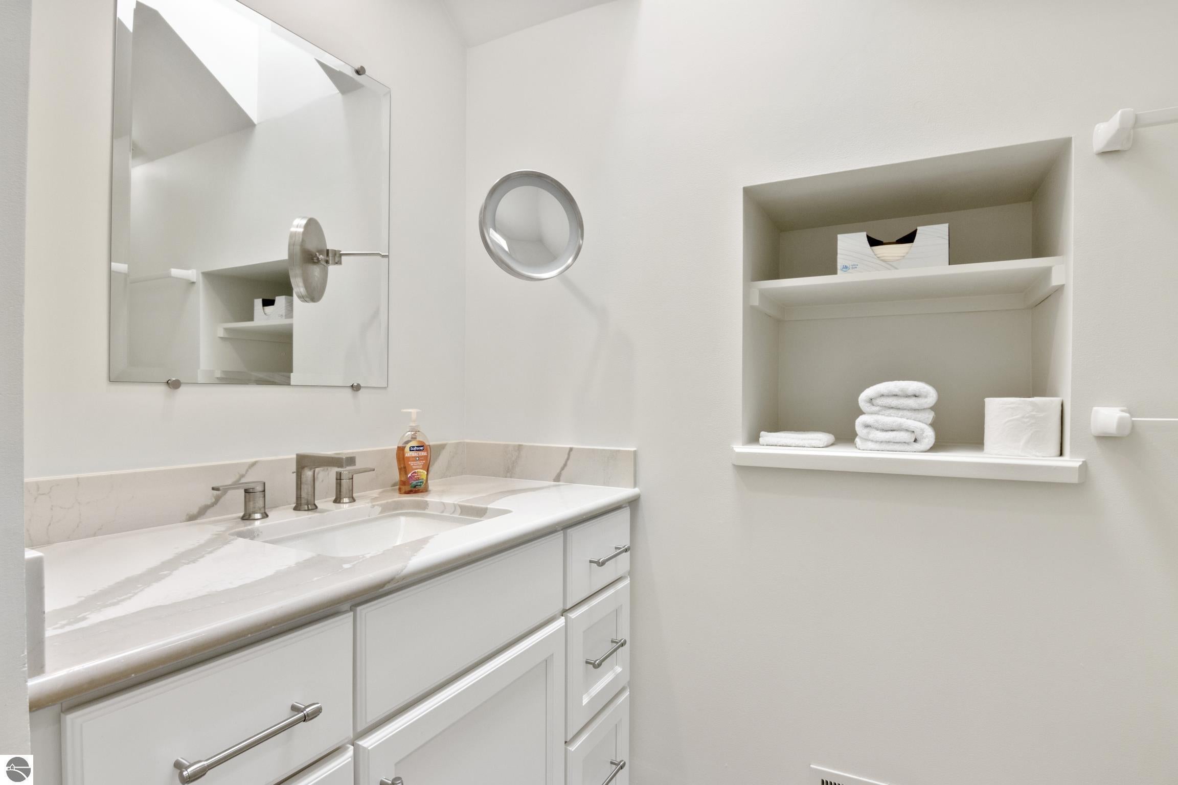 Alden, Michigan, 49612, United States, 4 Bedrooms Bedrooms, ,4 BathroomsBathrooms,Residential,Active,1876862