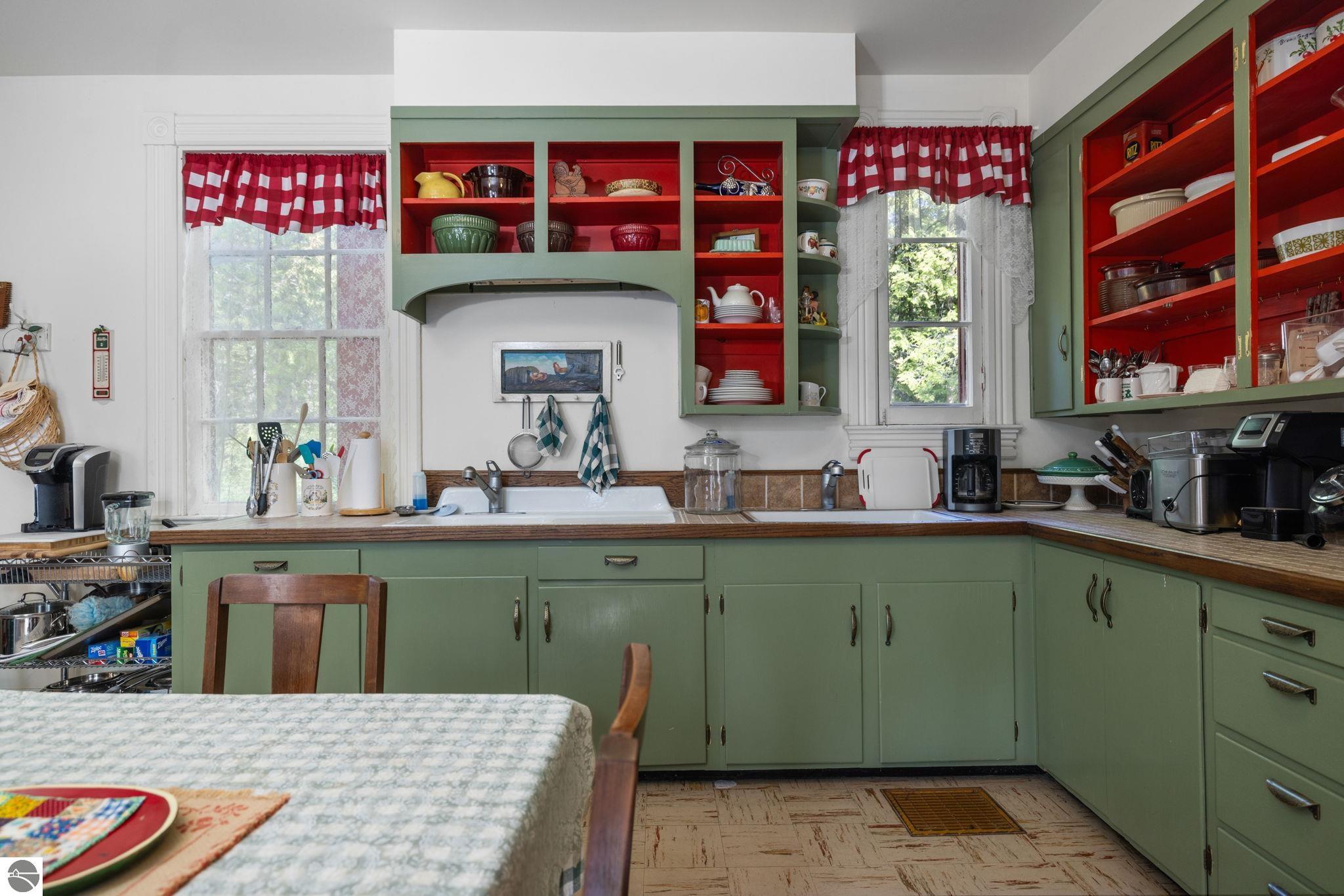 De Tour Village, Michigan, 49725, United States, 3 Bedrooms Bedrooms, ,1 BathroomBathrooms,Residential,Active,1863306