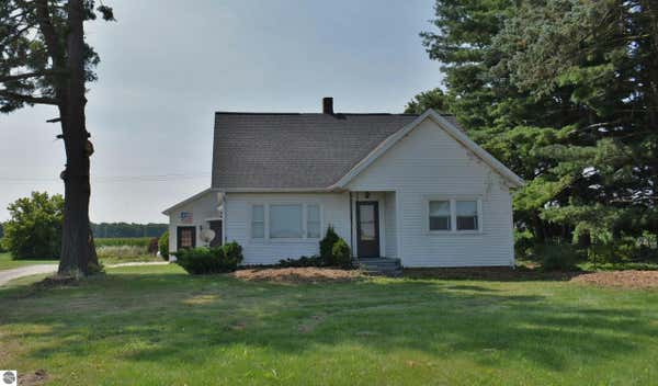 6631 W 4 RD, MESICK, MI 49668 - Image 1