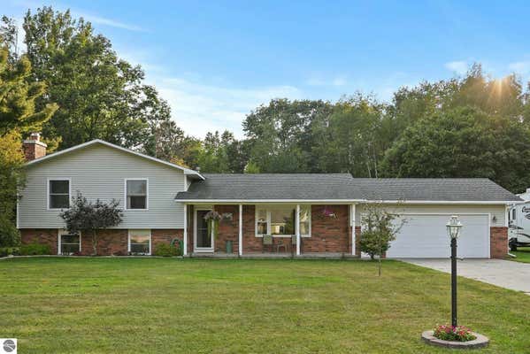 9090 WINDSONG LN, CADILLAC, MI 49601 - Image 1