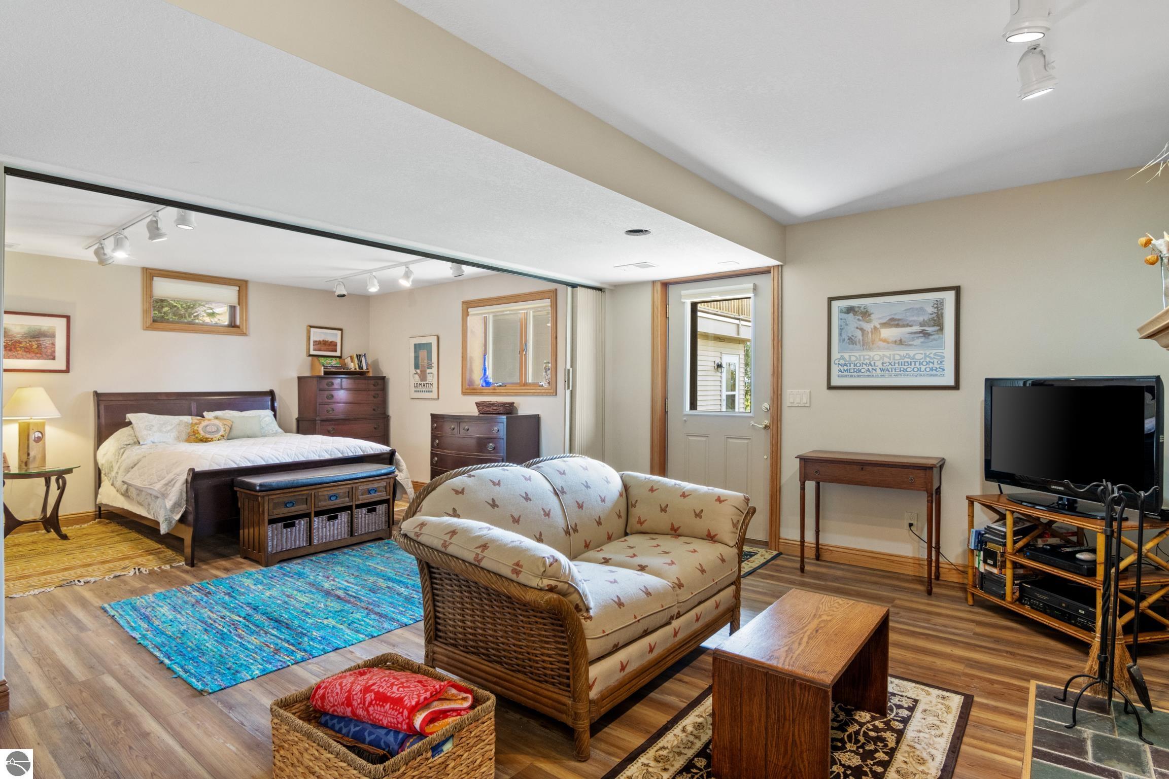 Williamsburg, Michigan, 49690, United States, ,4 BathroomsBathrooms,Residential,Active,1831821