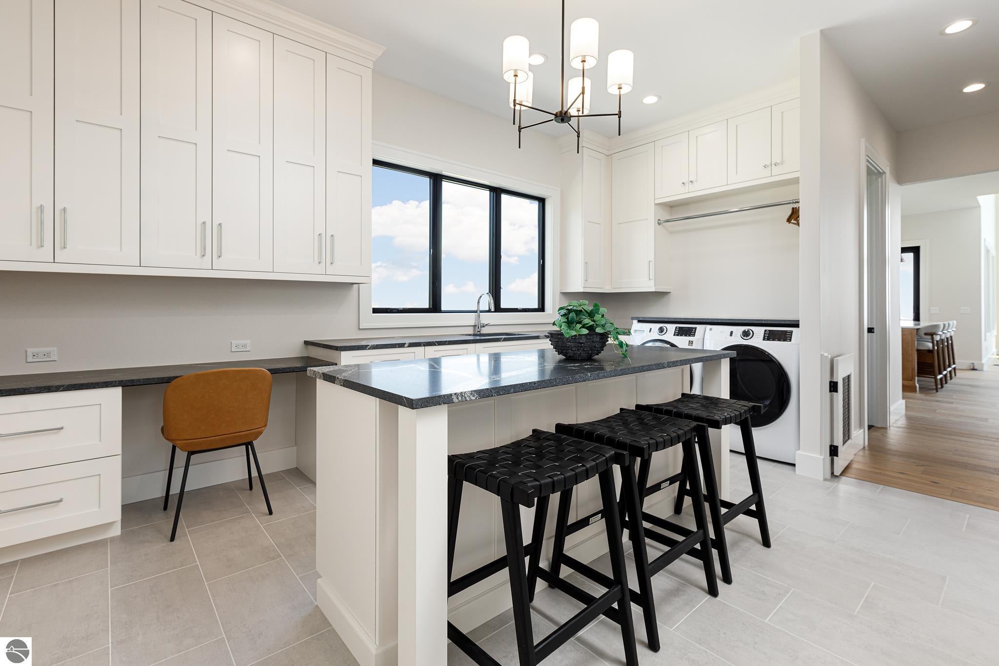 Traverse City, Michigan, 49686, United States, 4 Bedrooms Bedrooms, ,5 BathroomsBathrooms,Residential,Active,1905364
