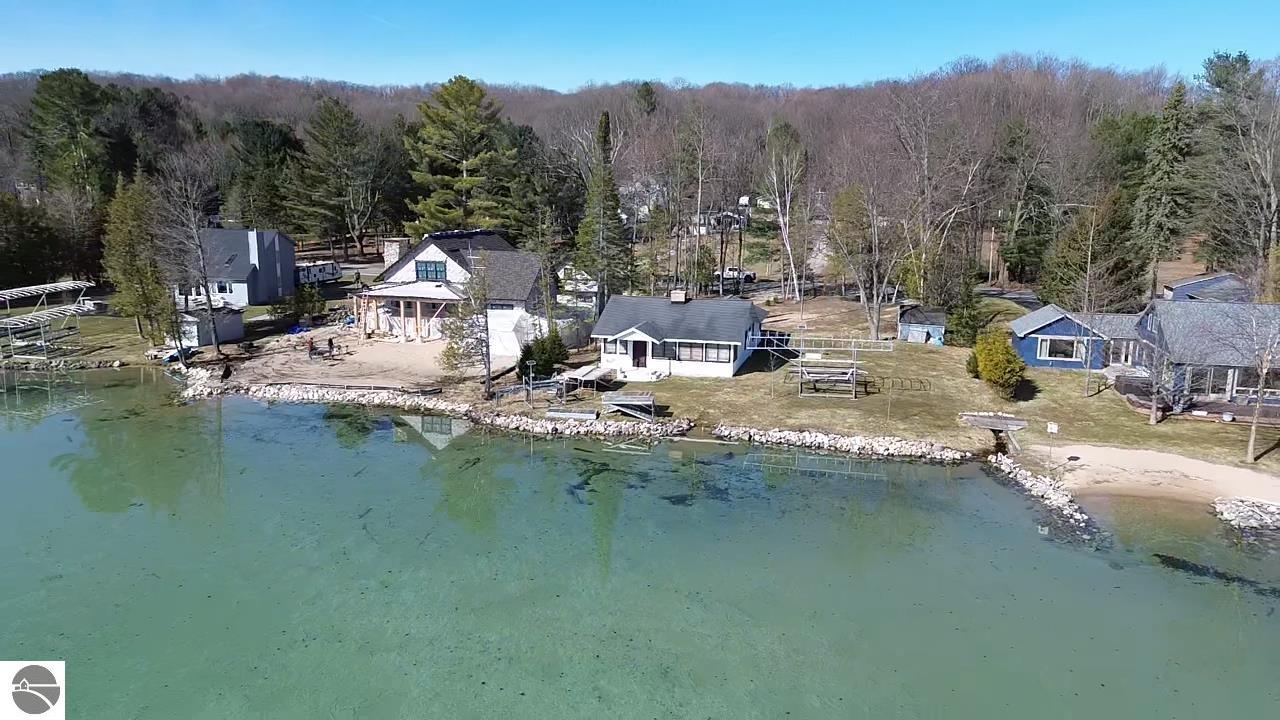 Rapid City, Michigan, 49676, United States, 4 Bedrooms Bedrooms, ,1 BathroomBathrooms,Residential,Active,1756383