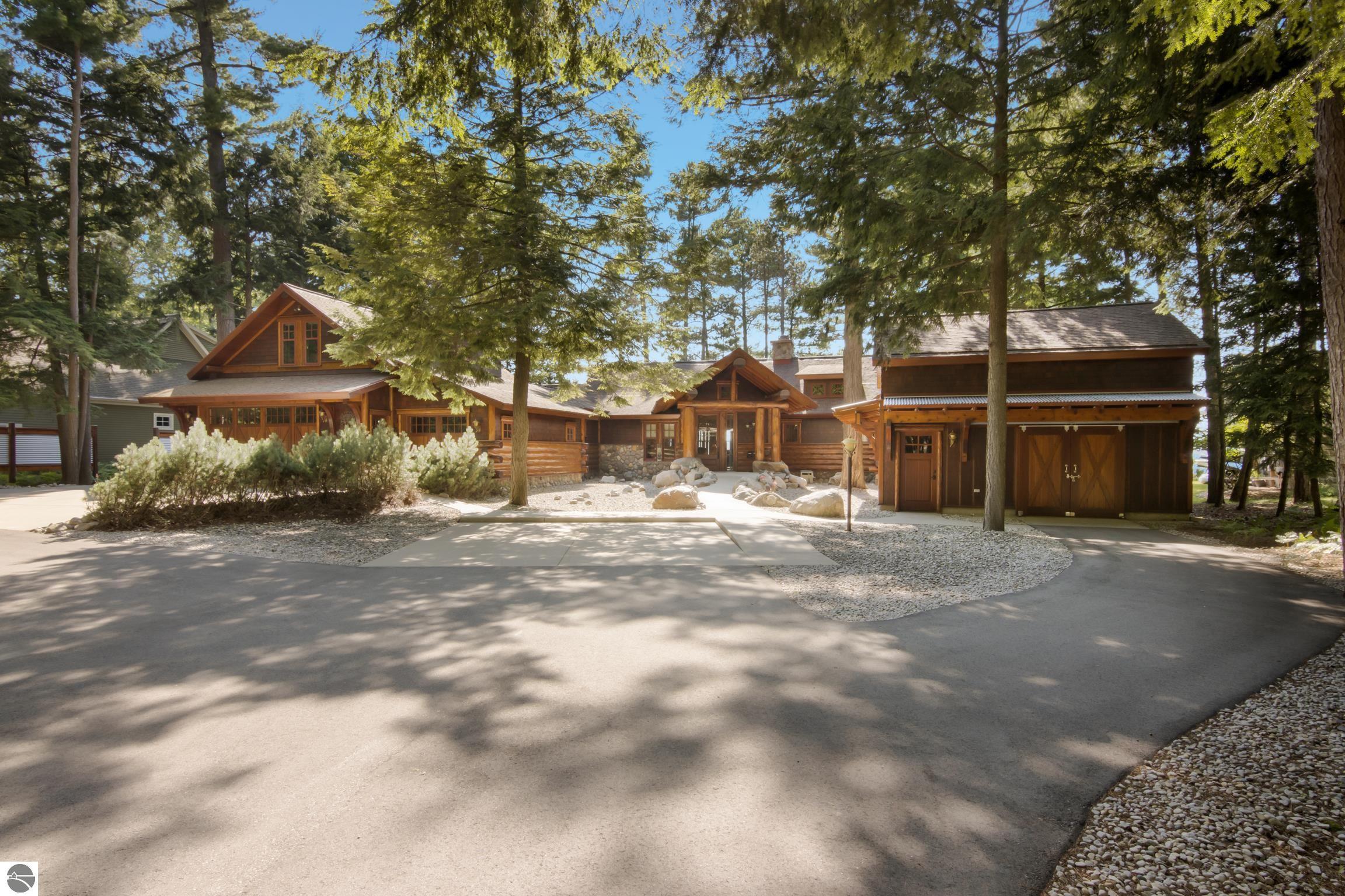 Williamsburg, Michigan, 49690, United States, 3 Bedrooms Bedrooms, ,3 BathroomsBathrooms,Residential,Active,1900200