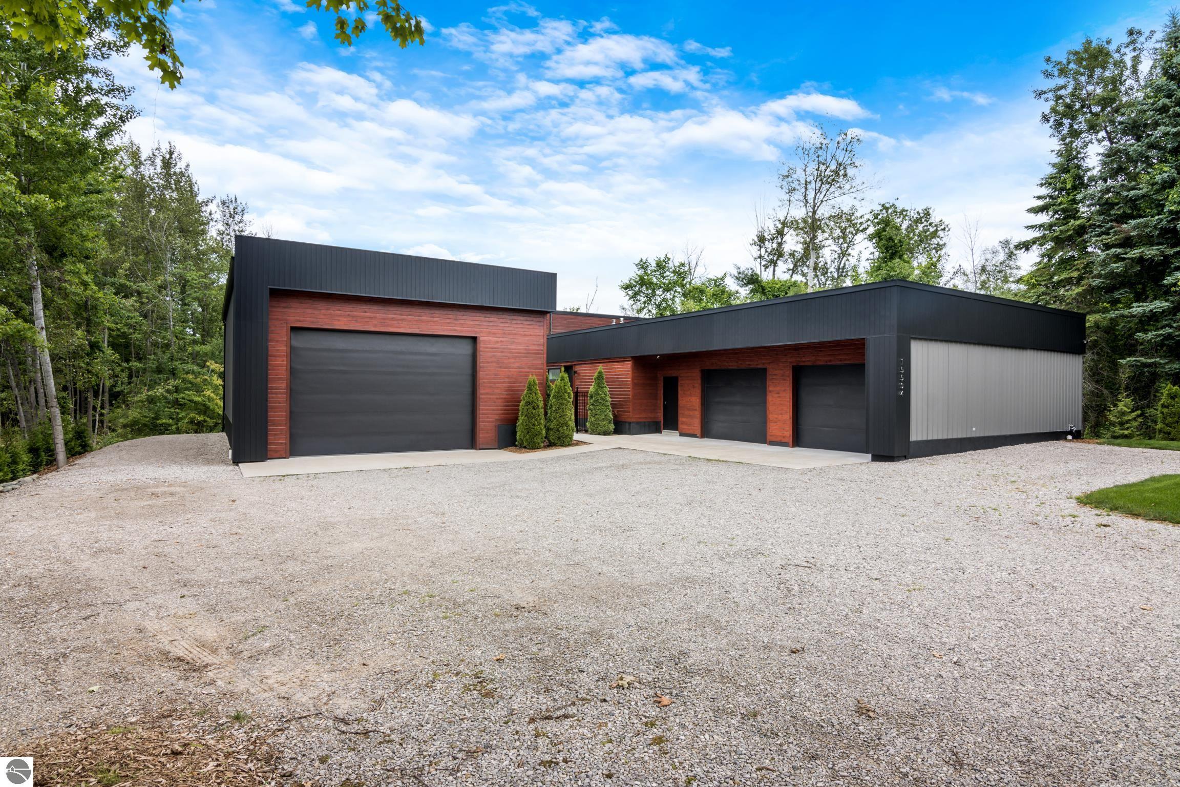 Williamsburg, Michigan, 49690, United States, 3 Bedrooms Bedrooms, ,3 BathroomsBathrooms,Residential,Active,1871591