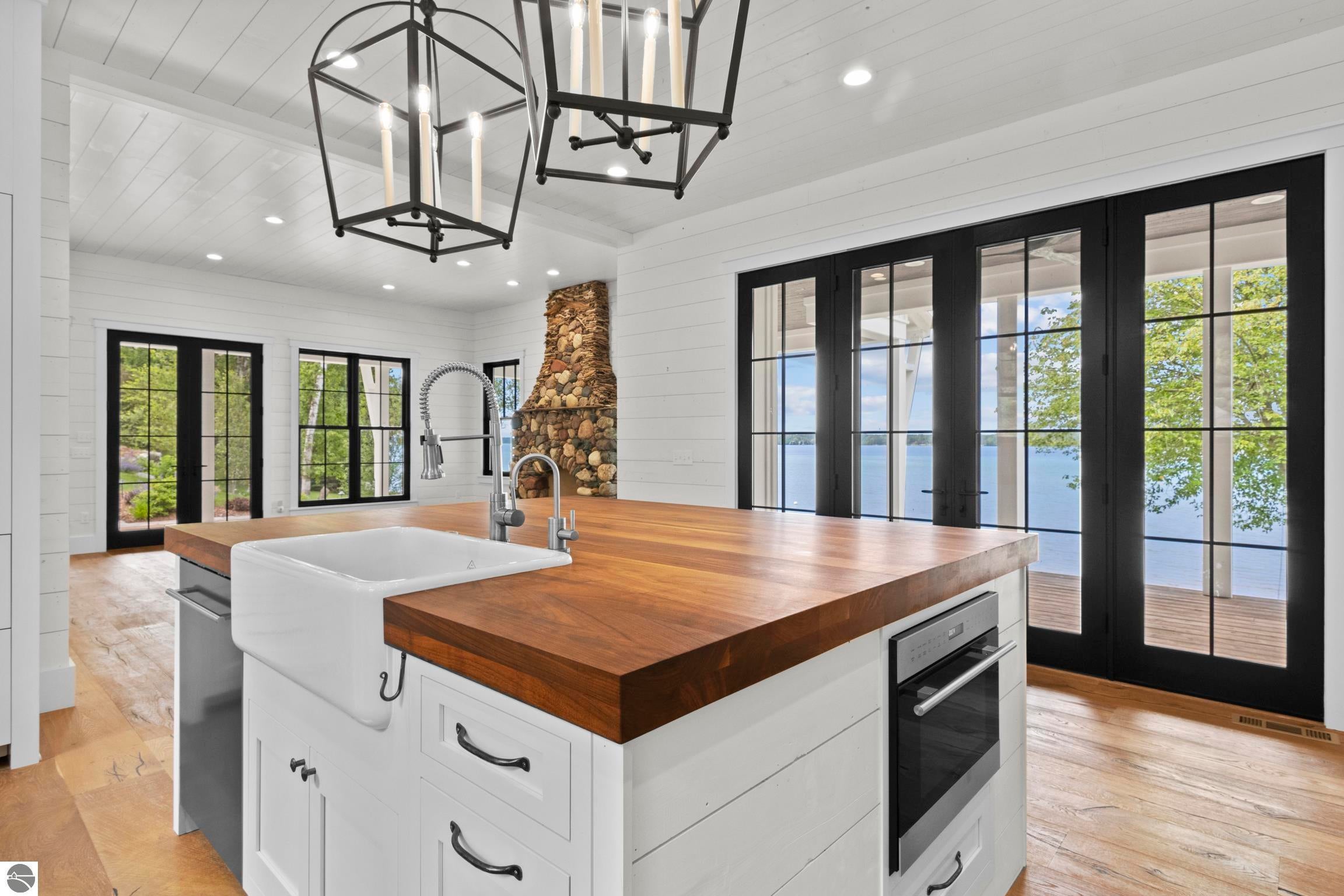 Central Lake, Michigan, 49622, United States, 3 Bedrooms Bedrooms, ,4 BathroomsBathrooms,Residential,Active,1871658