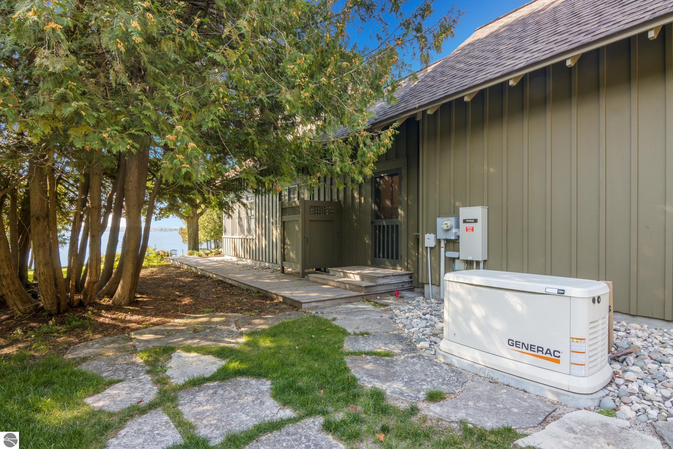 Rapid City, Michigan, 49676, United States, 5 Bedrooms Bedrooms, ,5 BathroomsBathrooms,Residential,Active,1945320